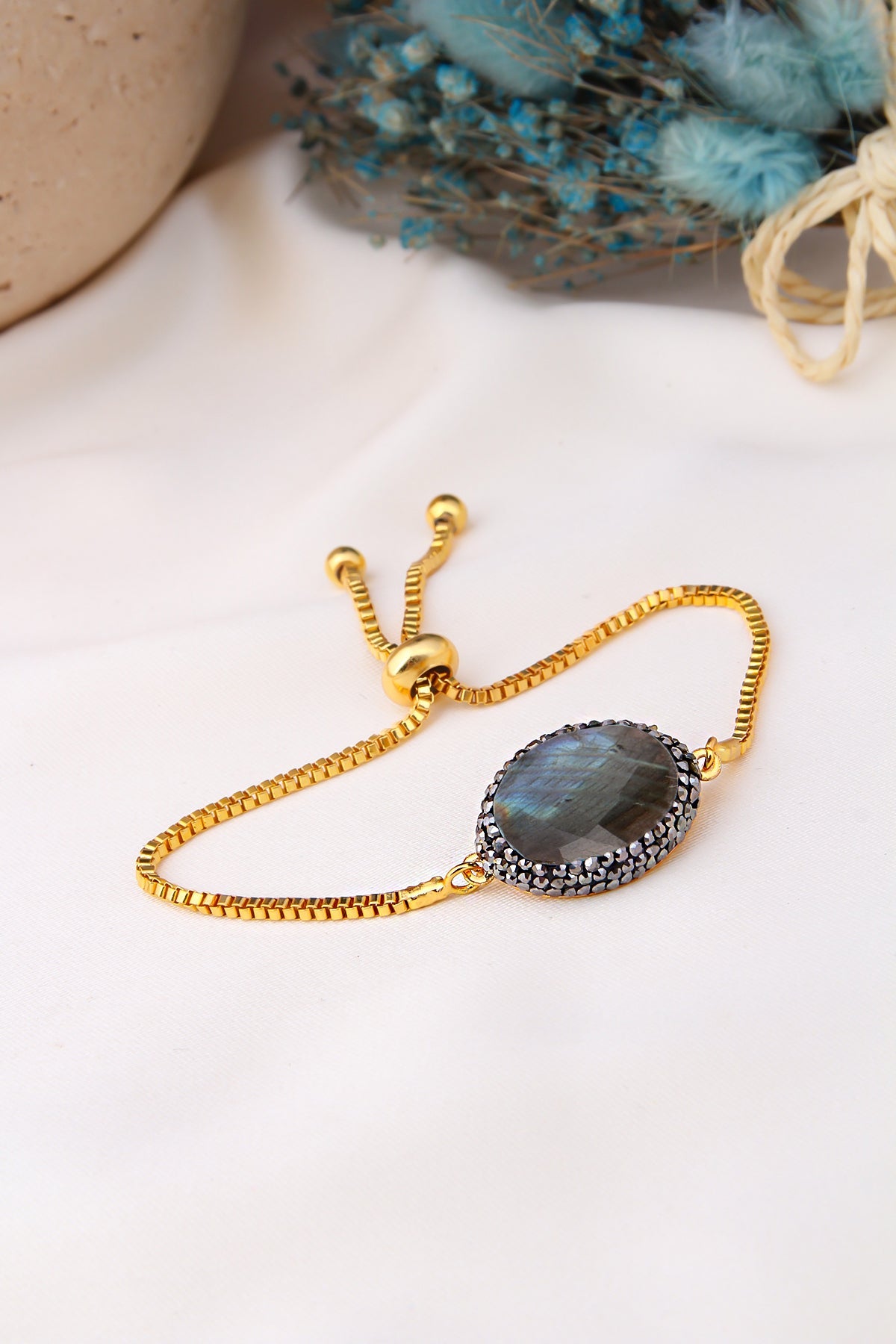 Hematite & Labradorite Bracelet Main image