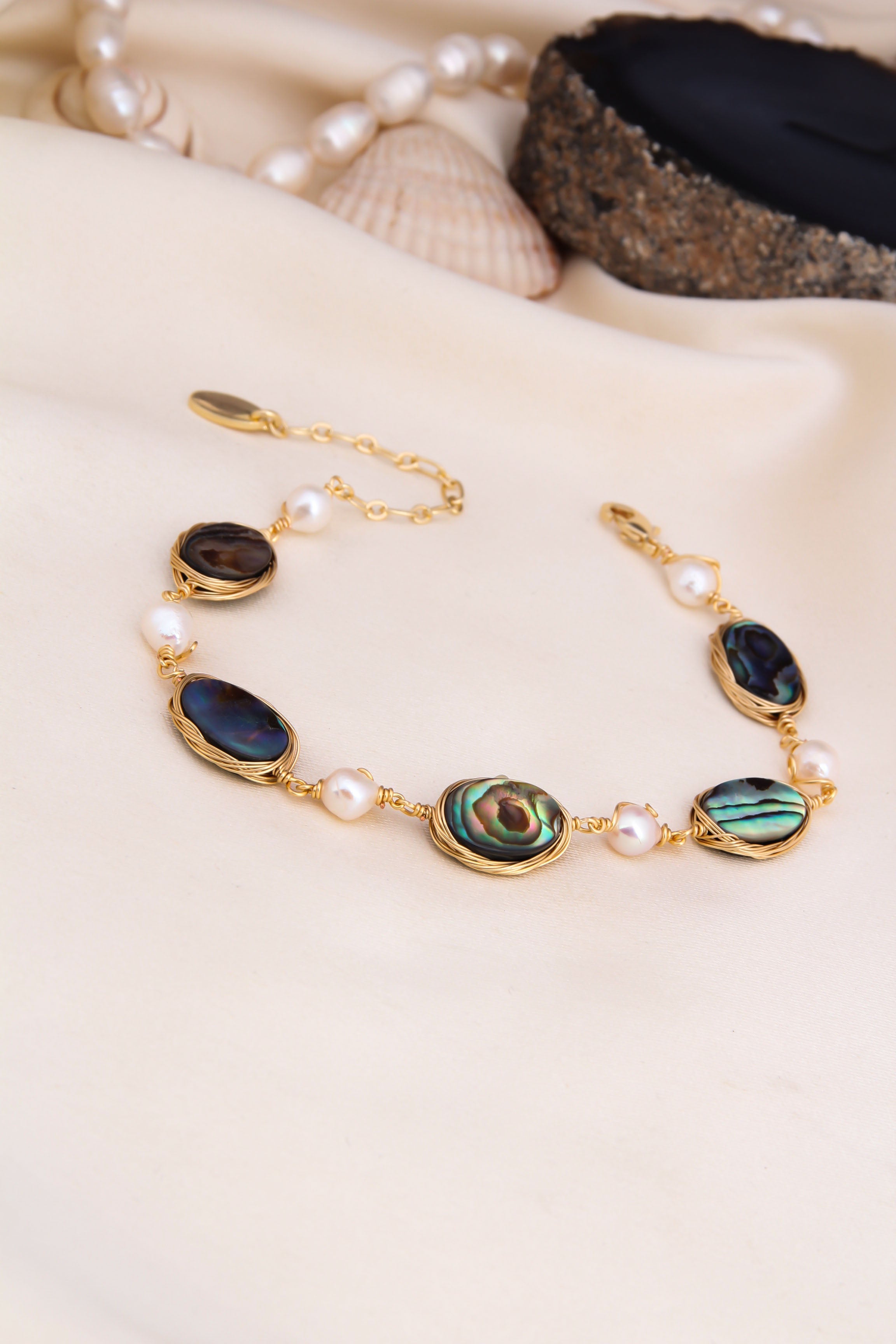 Pearl & Nacre Bracelet Image principale du produit