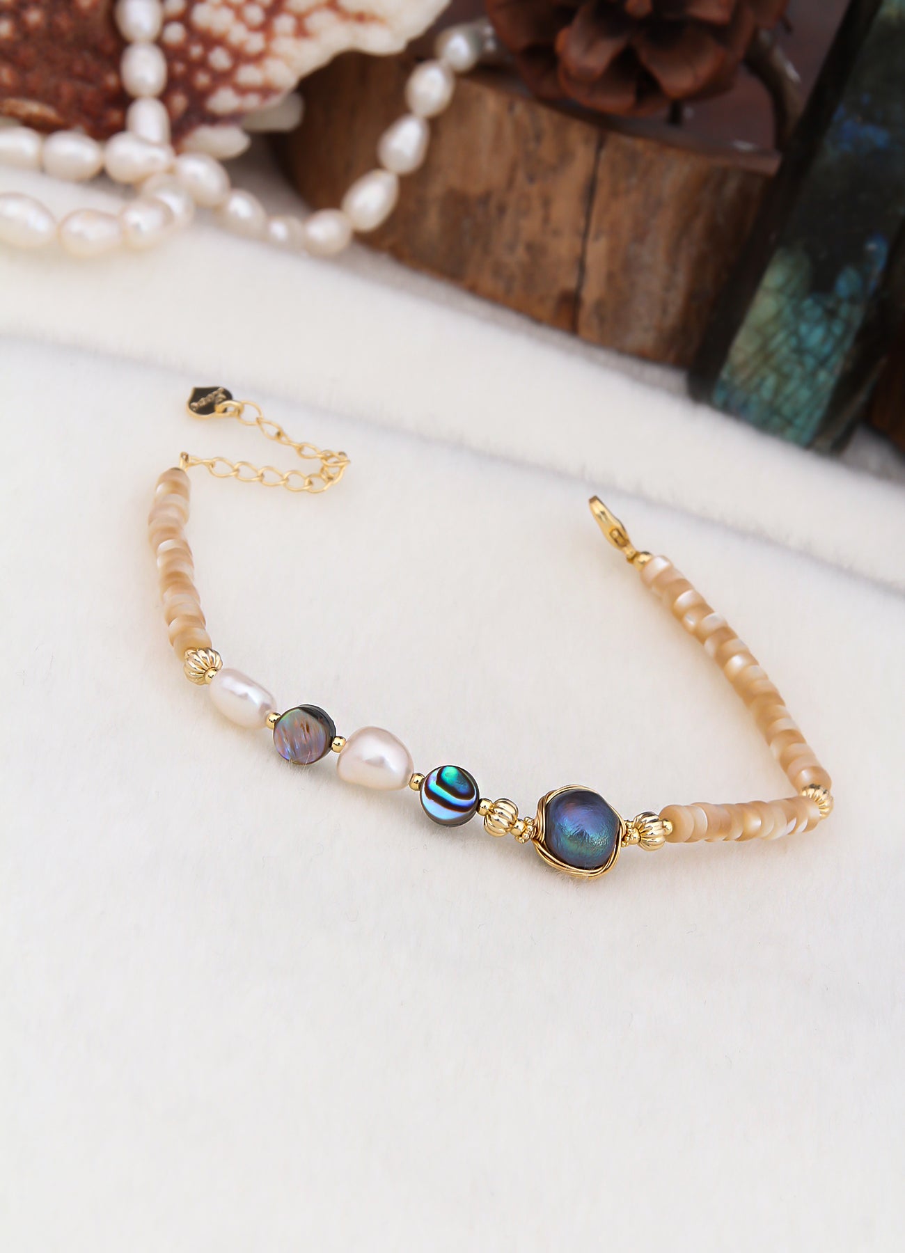Ocean Nacre & Pearl Bracelet Image principale du produit