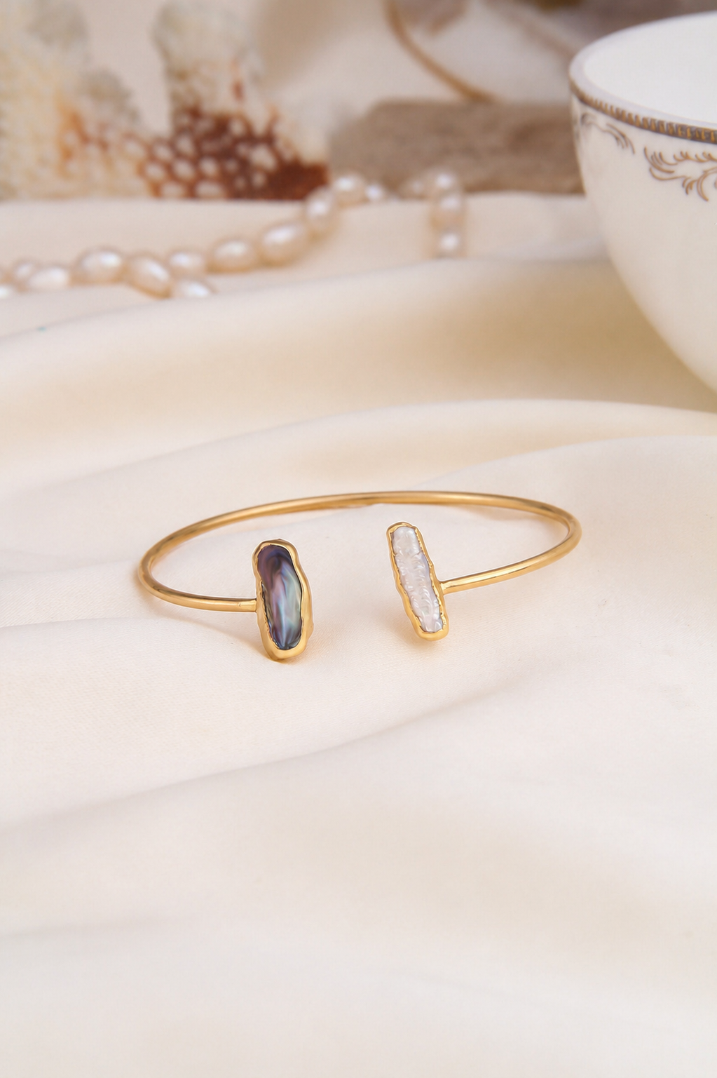 Ocean Nacre & Pearl Bracelet Main image