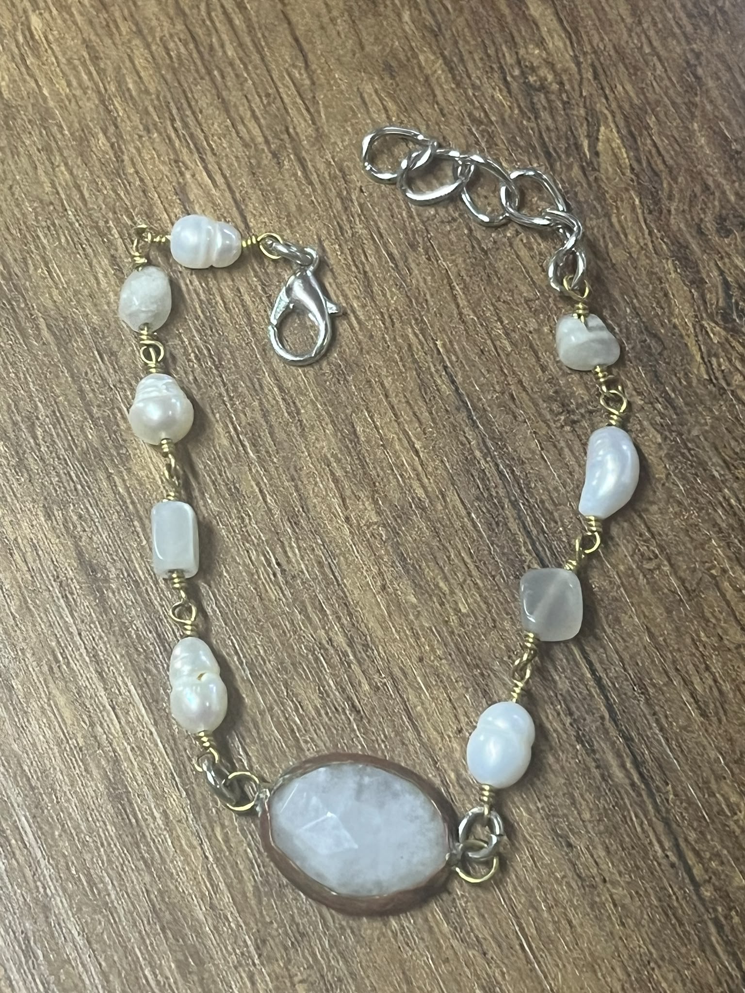 L'atelier de Gaïa | Natural stone jewelry at the best prices