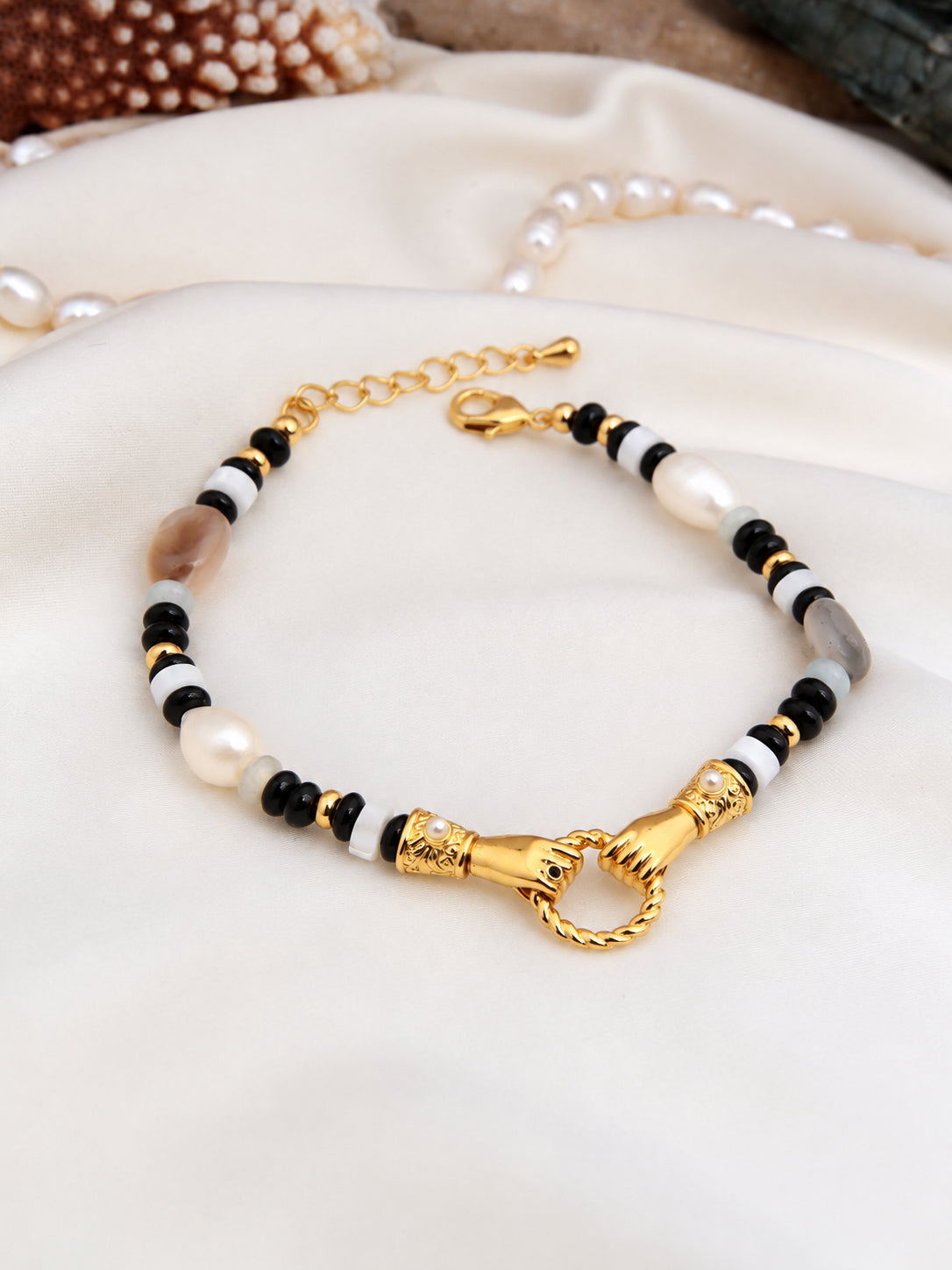 MoonStone & Onix & Pearl Bracelet Main image