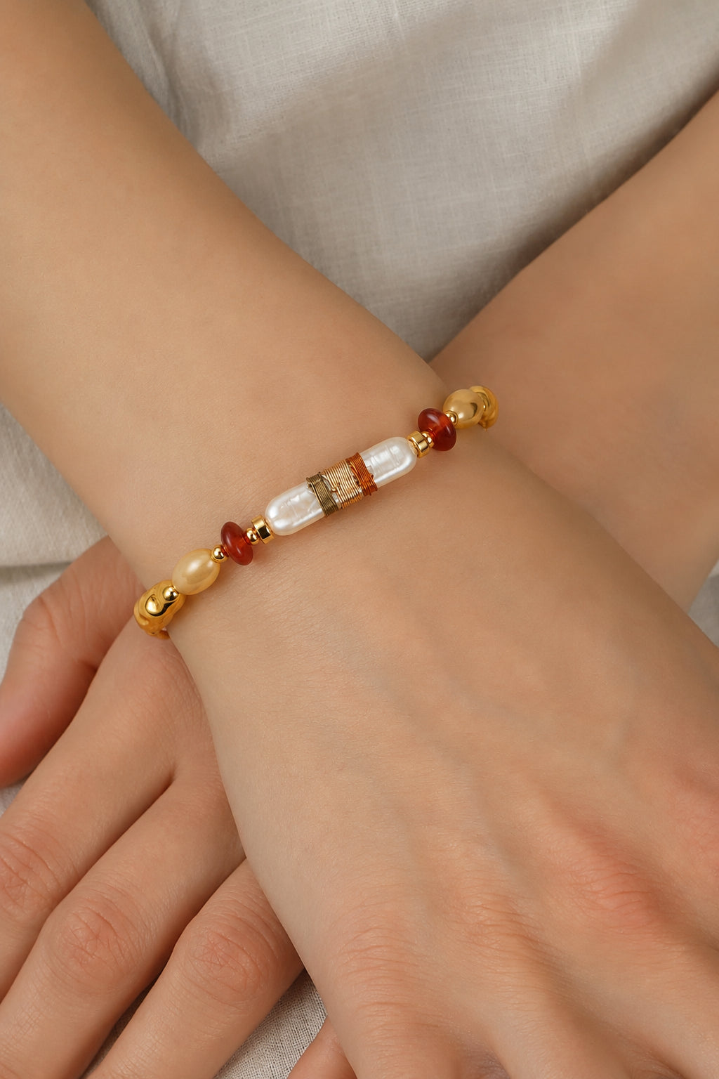 Agate & Nacre & Pearl Bracelet