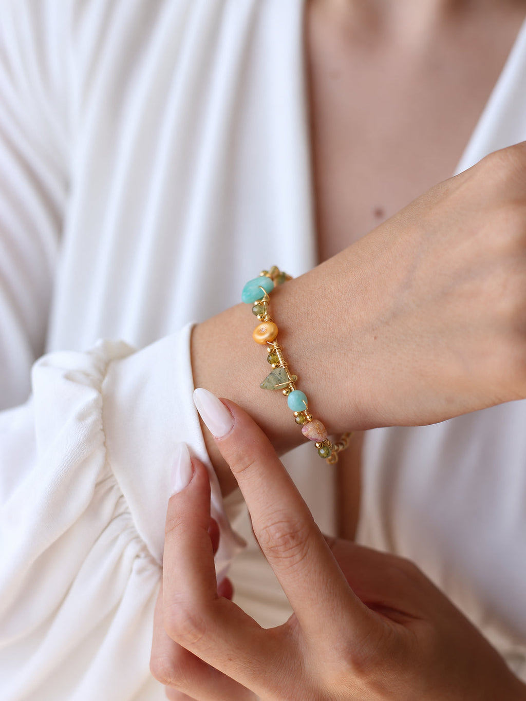 Aquamarine & Pearl & Prihnite Bracelet