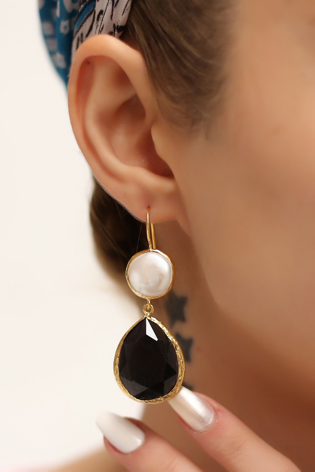Pearl & Cat Eyes Boucles d'oreilles Image principale du produit
