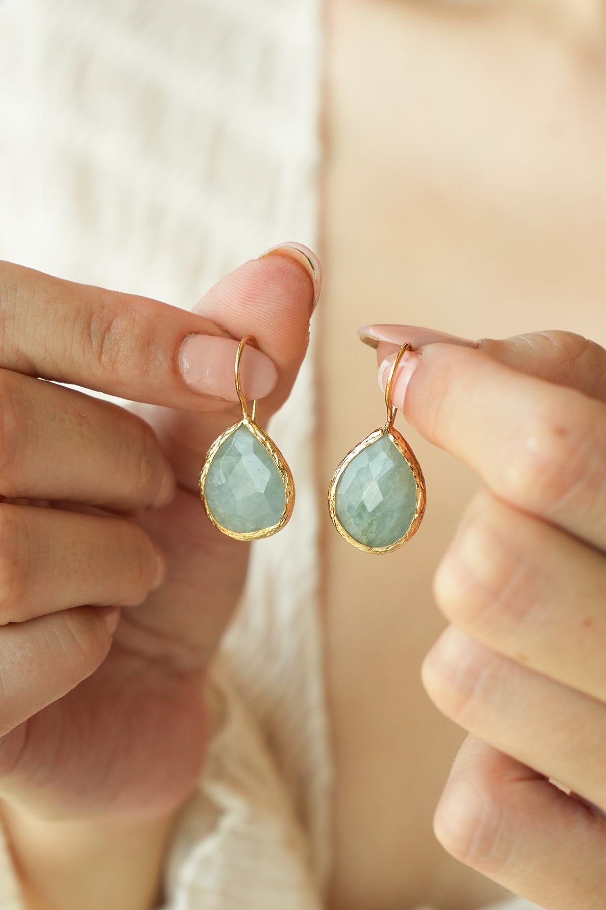 Aquamarine Earring Secondary image