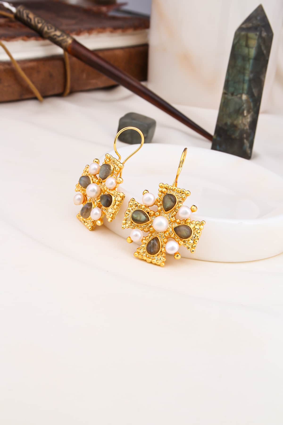 Labradorite Earring Main image