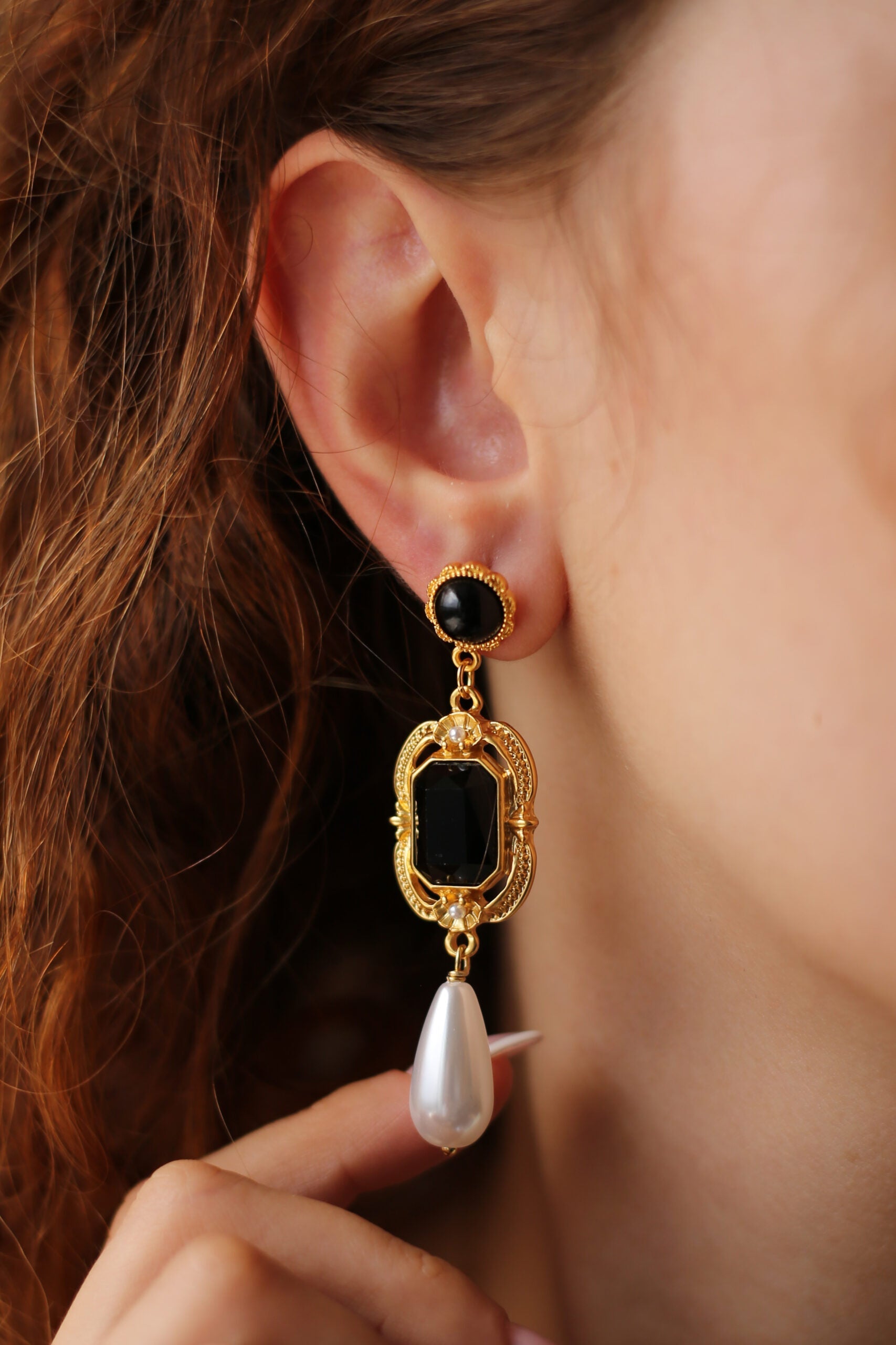 Pearl & Onix Boucles d'oreilles Image principale du produit