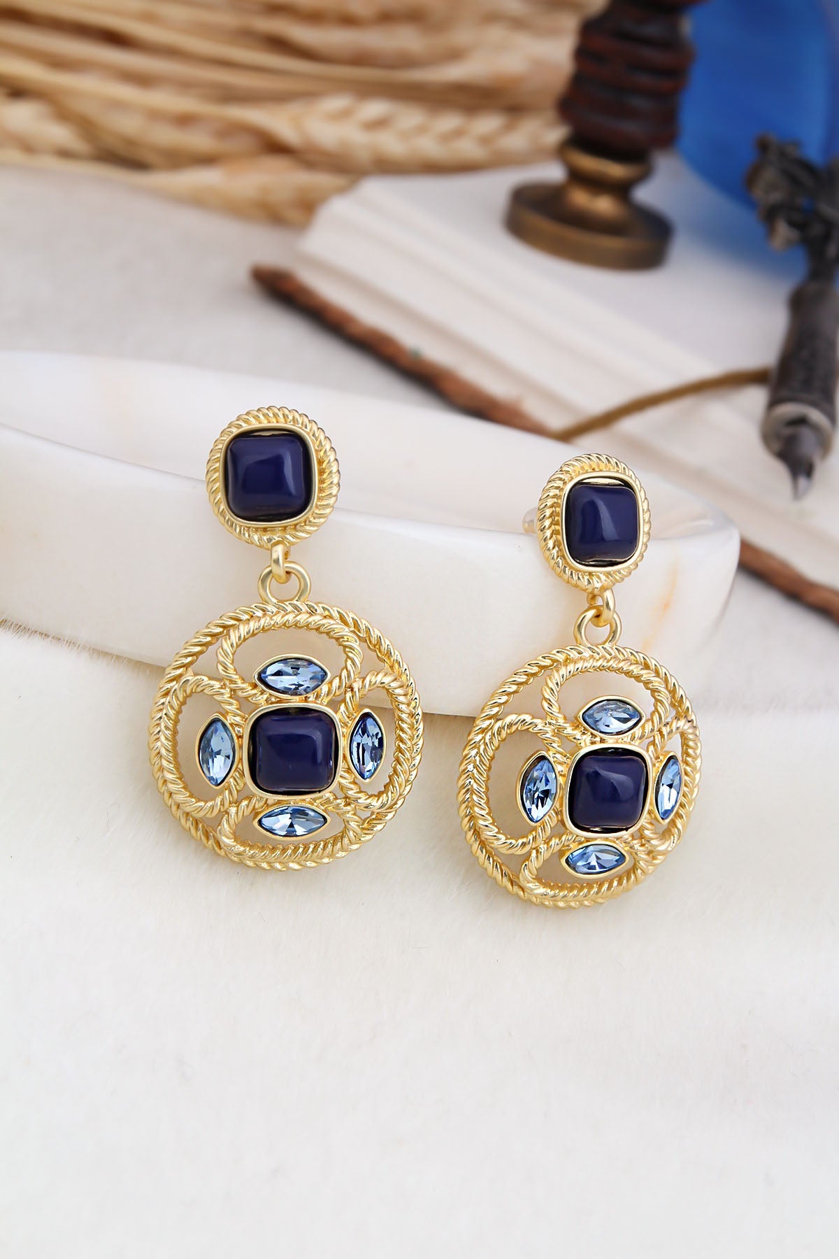 Lapis Lazuli & Zircon Boucles d'oreilles Image principale du produit