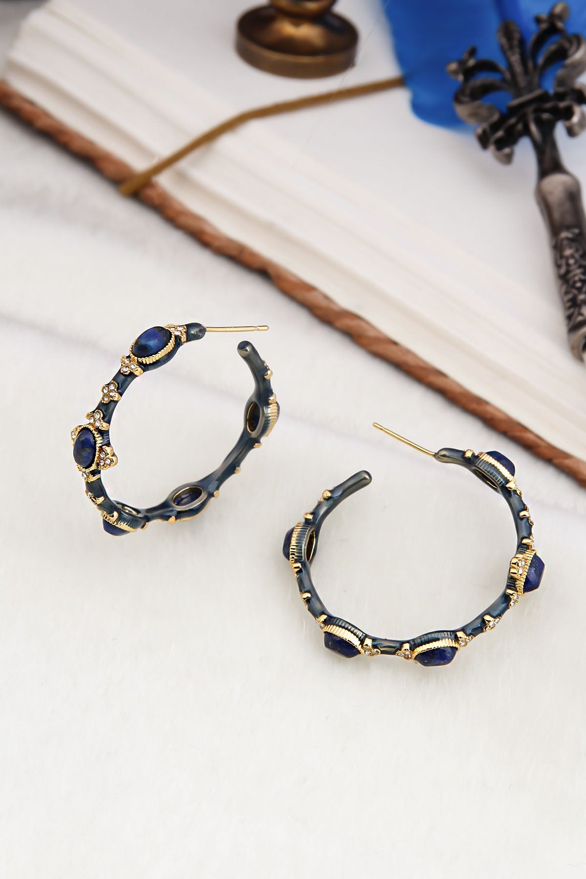 Lapis Lazuli & Zircon Earring Image principale du produit
