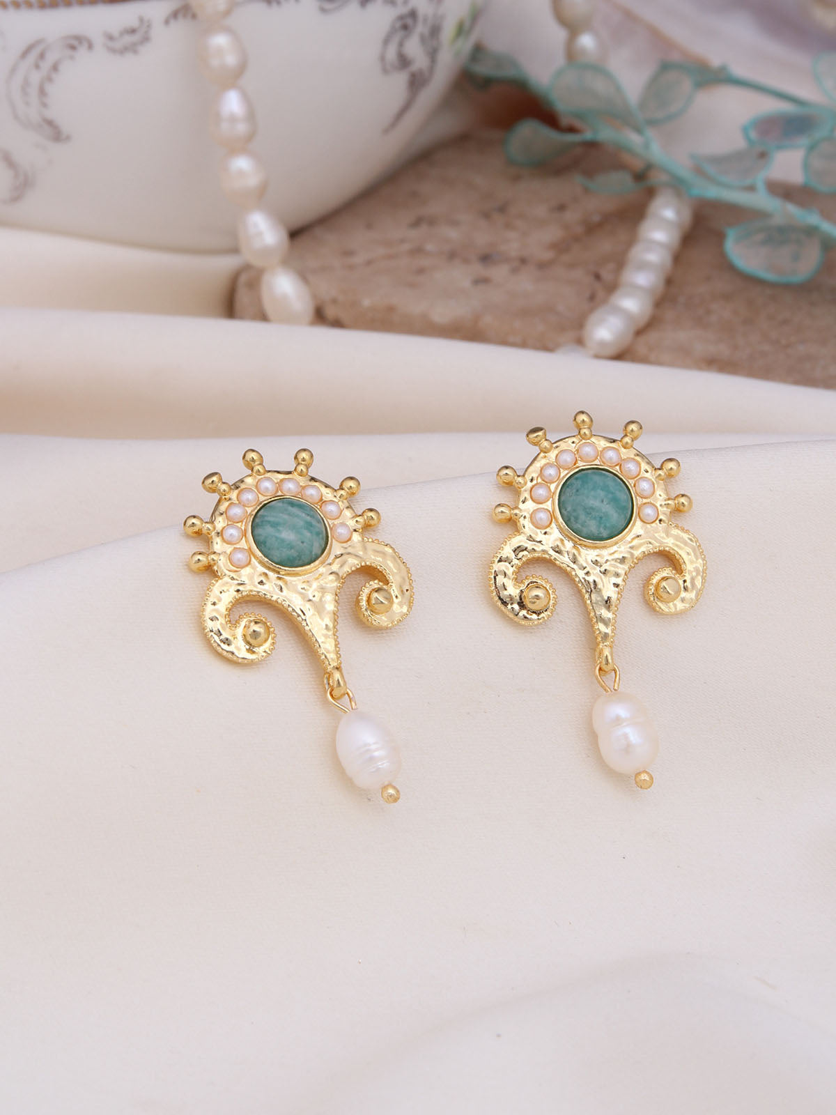 Amazonite & Pearl Boucle d'orilles Main image