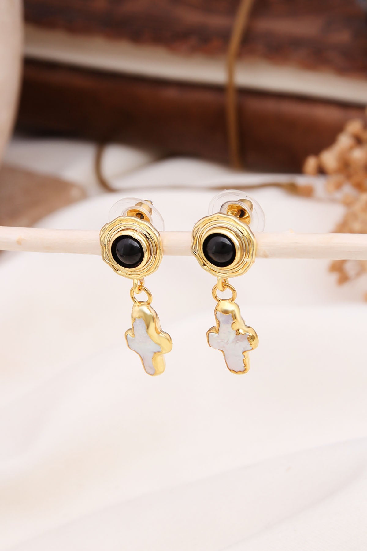 Onix & Pearl Earring Main image
