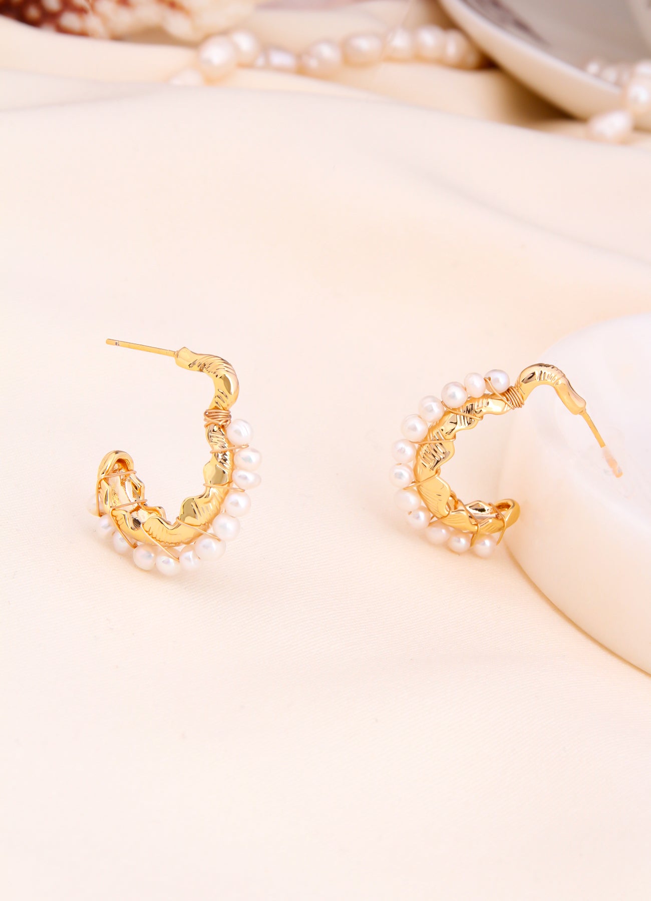 Pearl Earring Image principale du produit