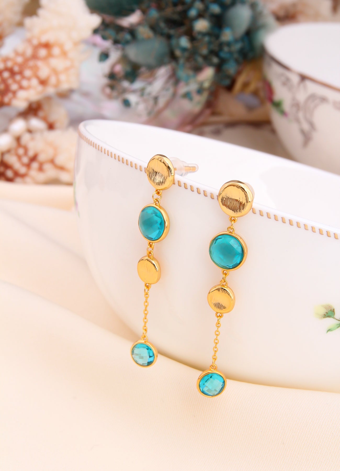 Zircon & Pearl Earring Image principale du produit