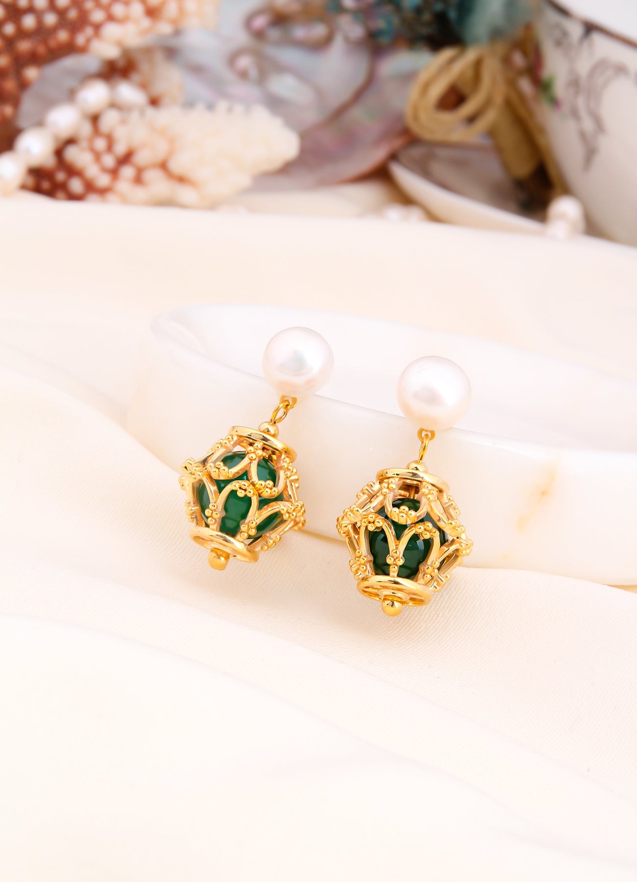 Pearl Earring Image principale du produit