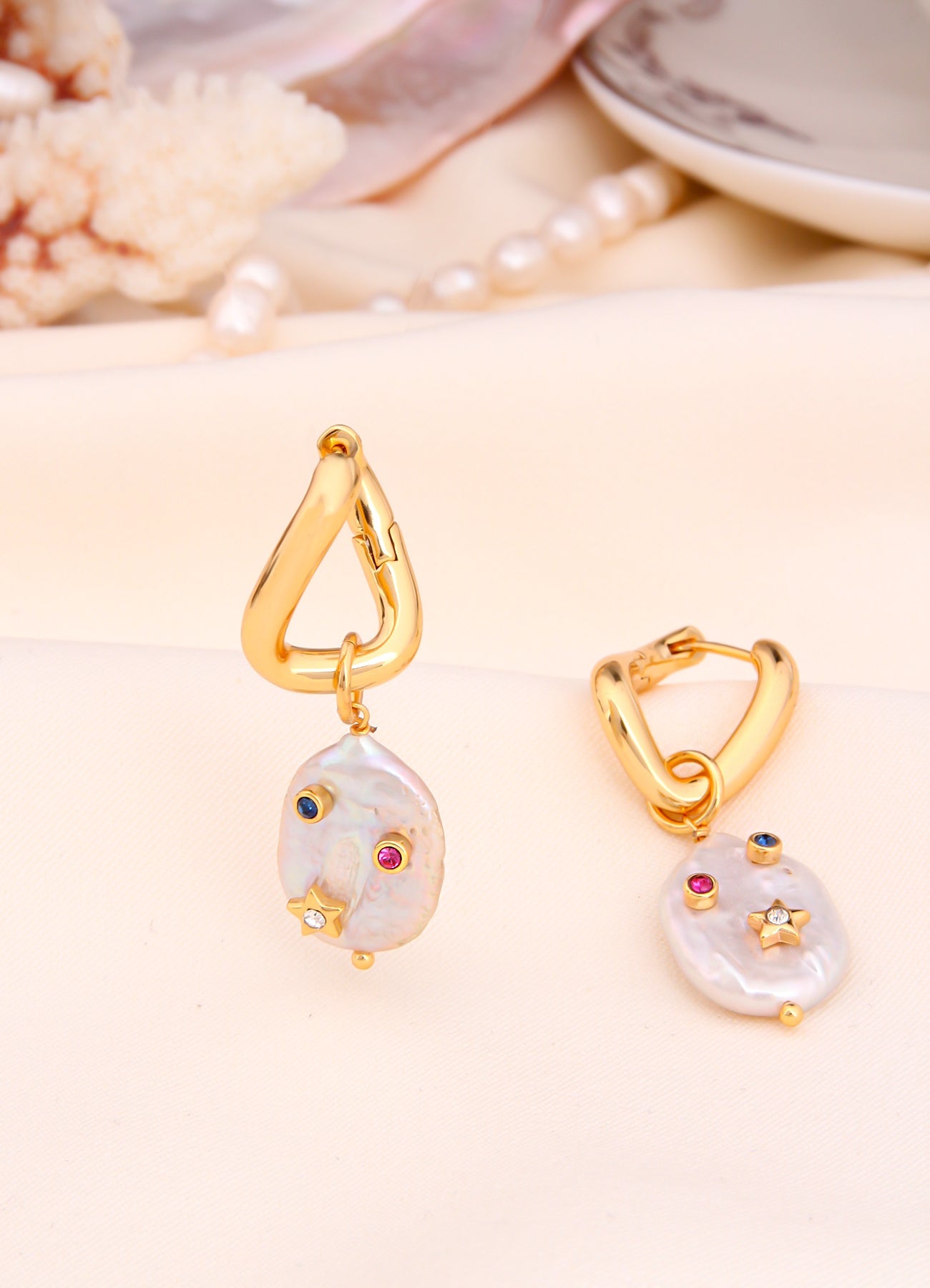 Pearl Earring Image principale du produit