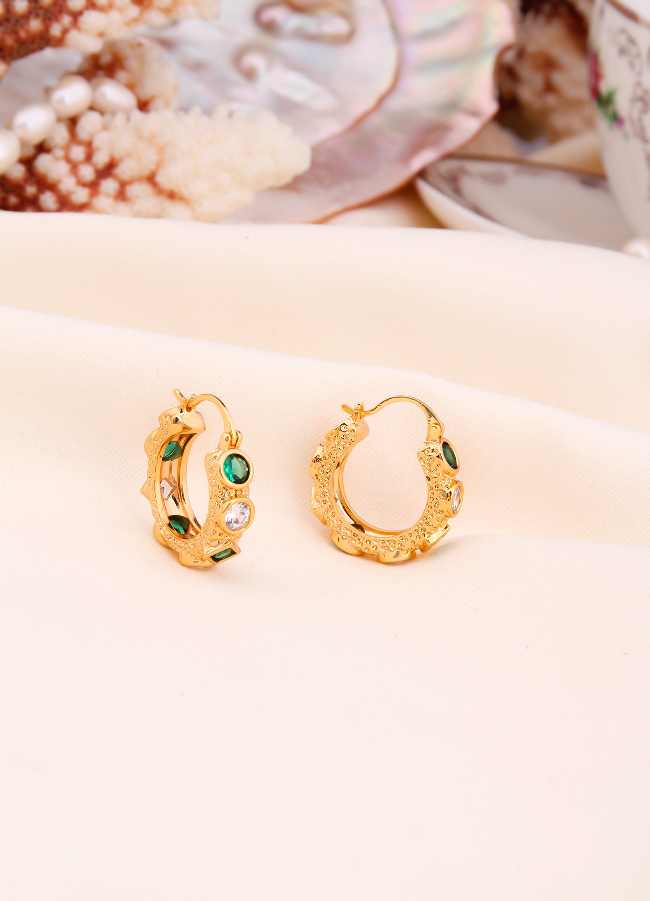 Zircon Earring Image principale du produit