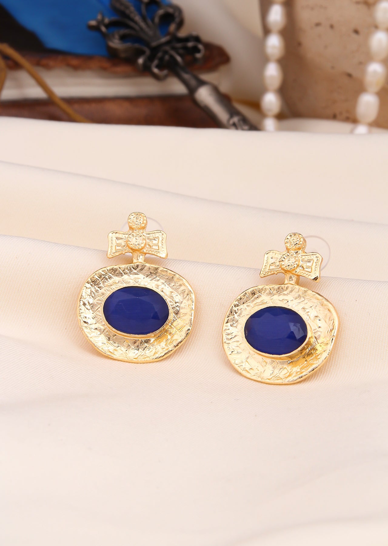 Cat Eyes Earring Image principale du produit