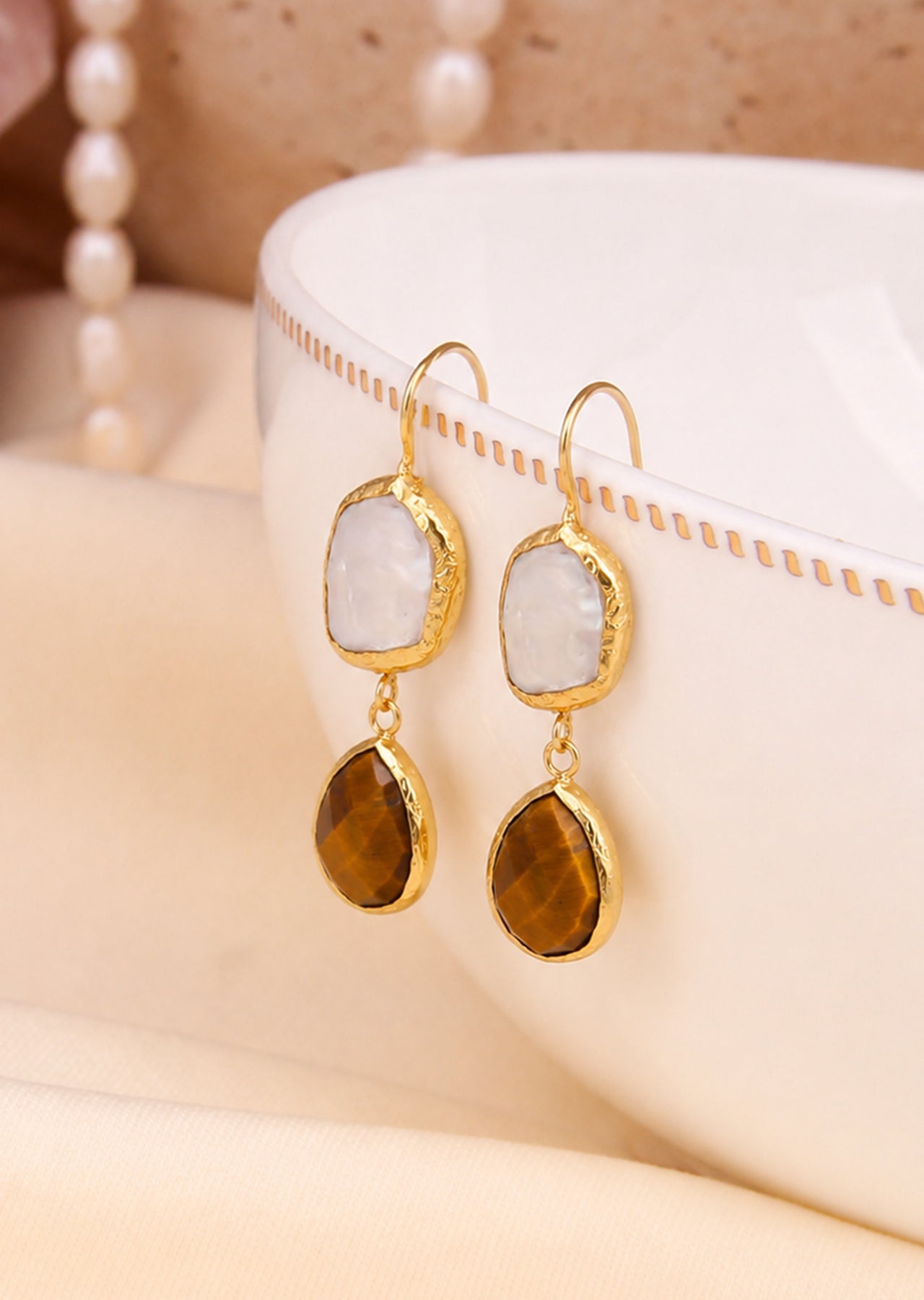 Tiger Eyes & Pearl Earring