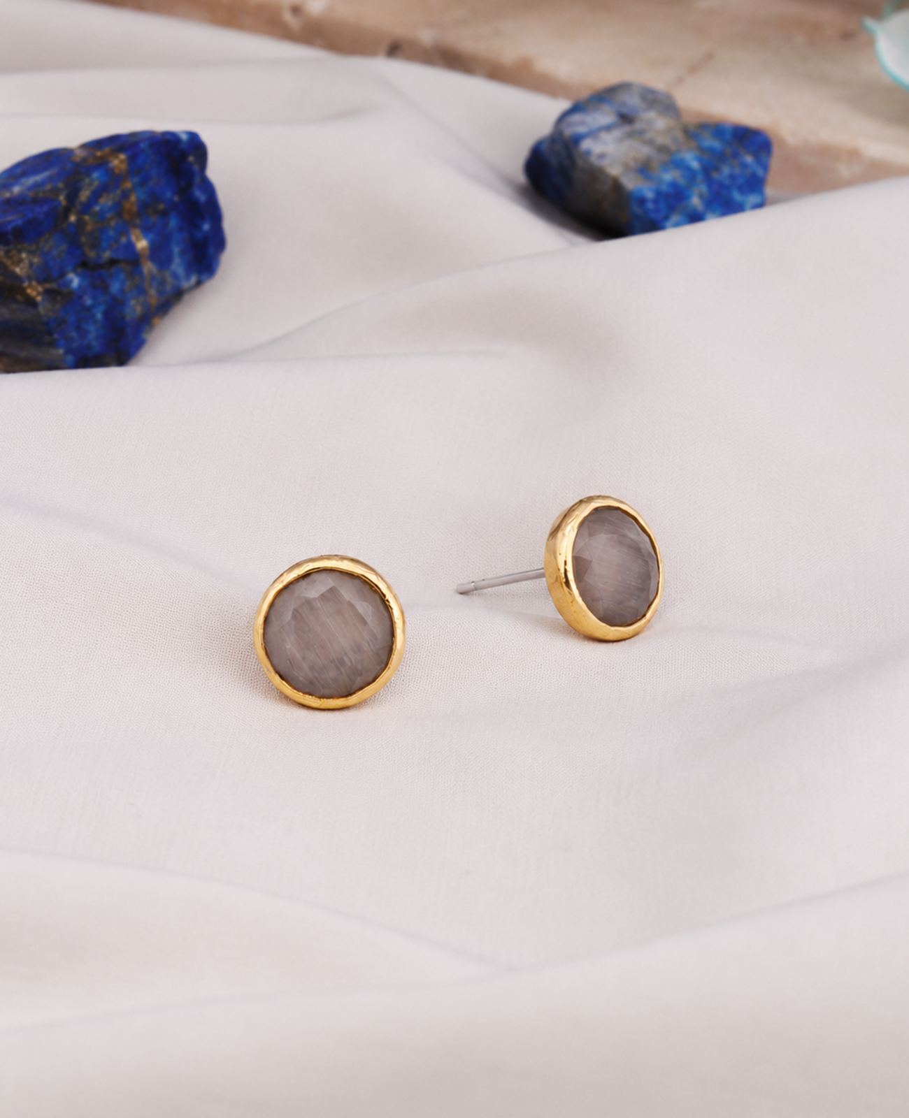 Cat Eyes Earring Image secondaire du produit