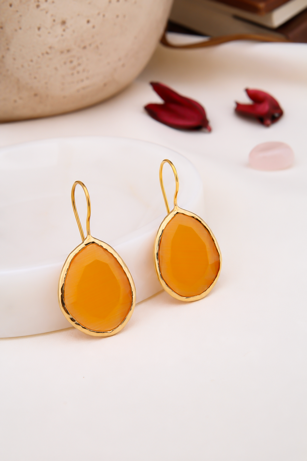 Cat Eyes Earring