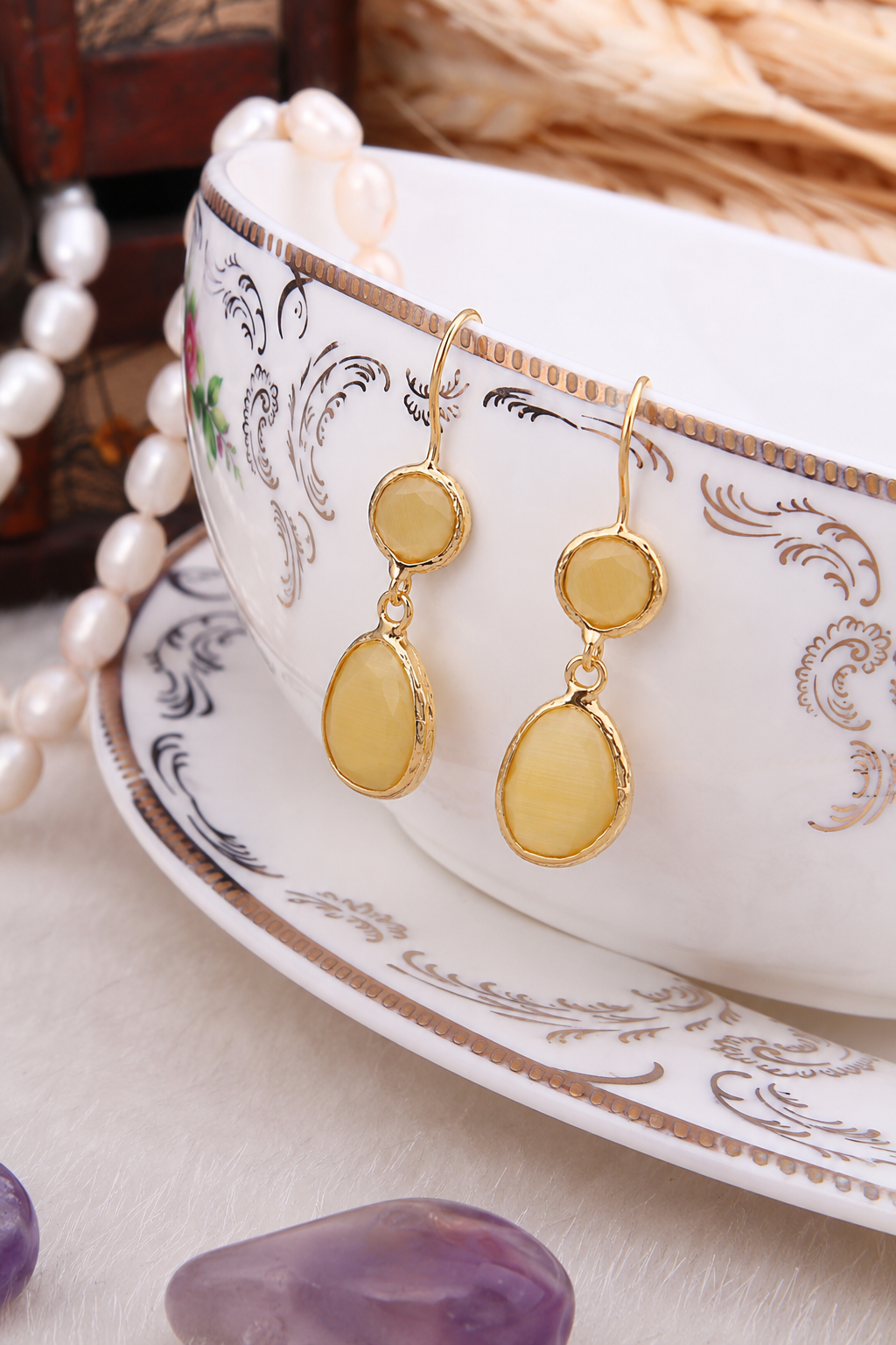 Cat Eyes Earring