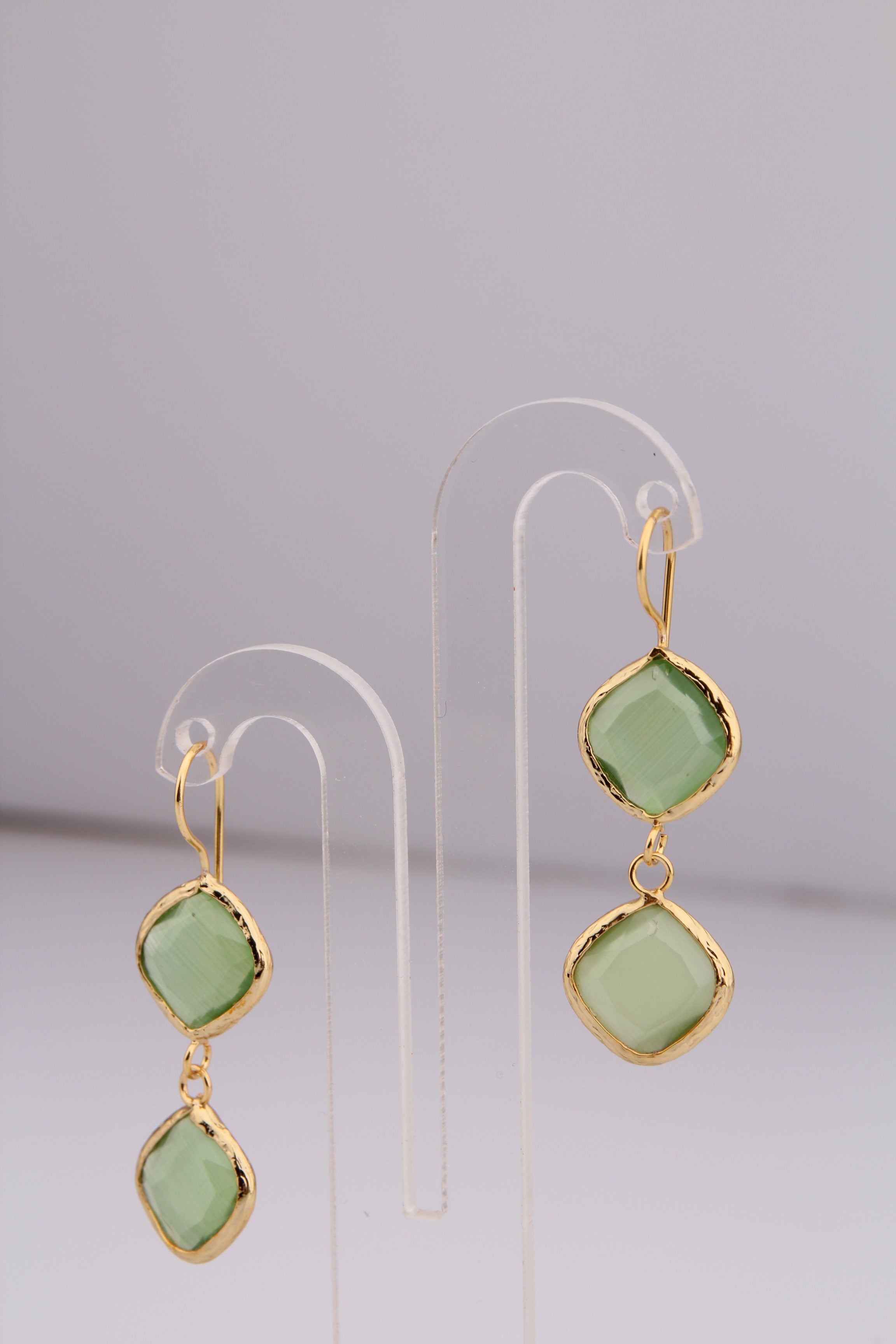 Cat Eyes Earring
