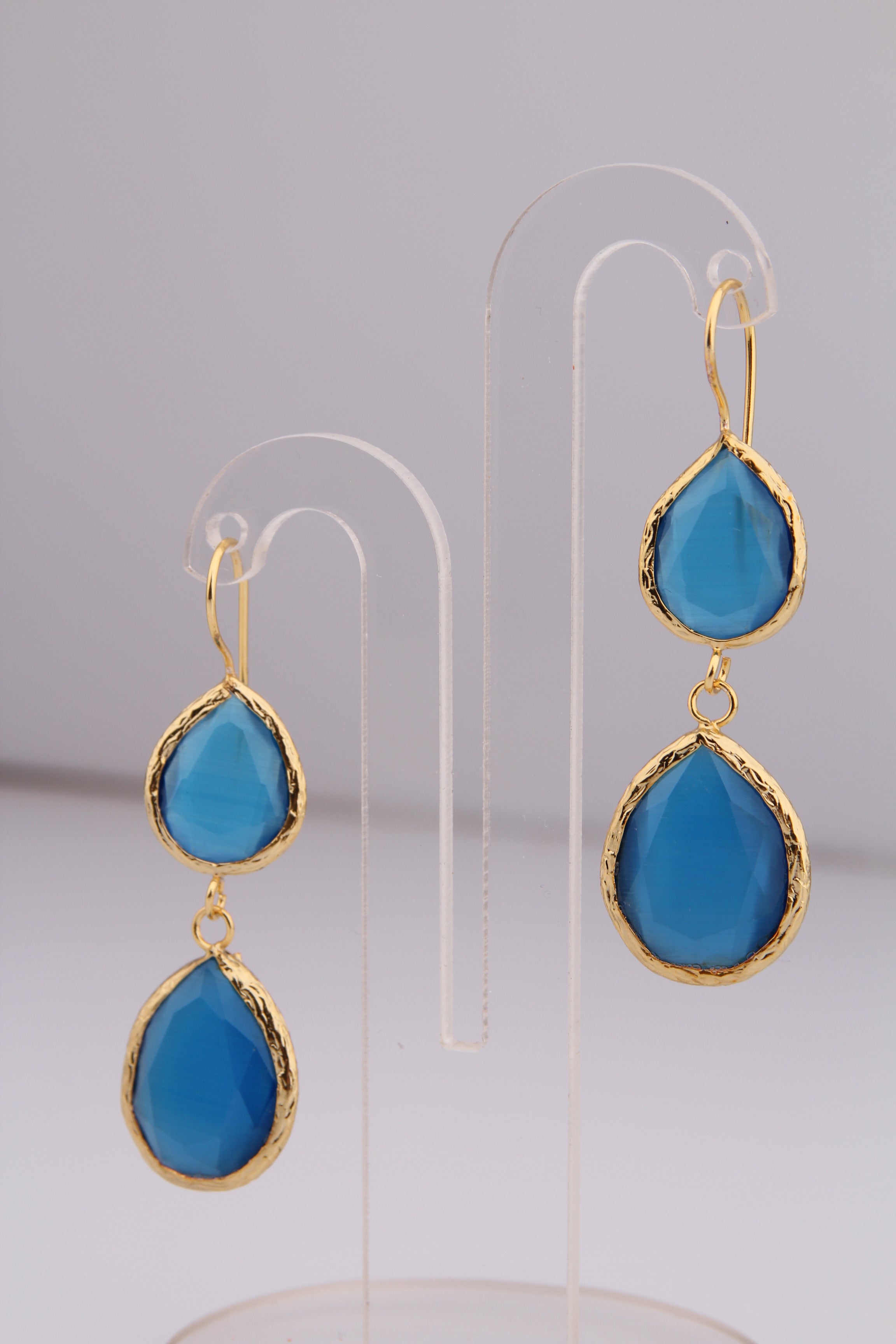 Cat Eyes Earring