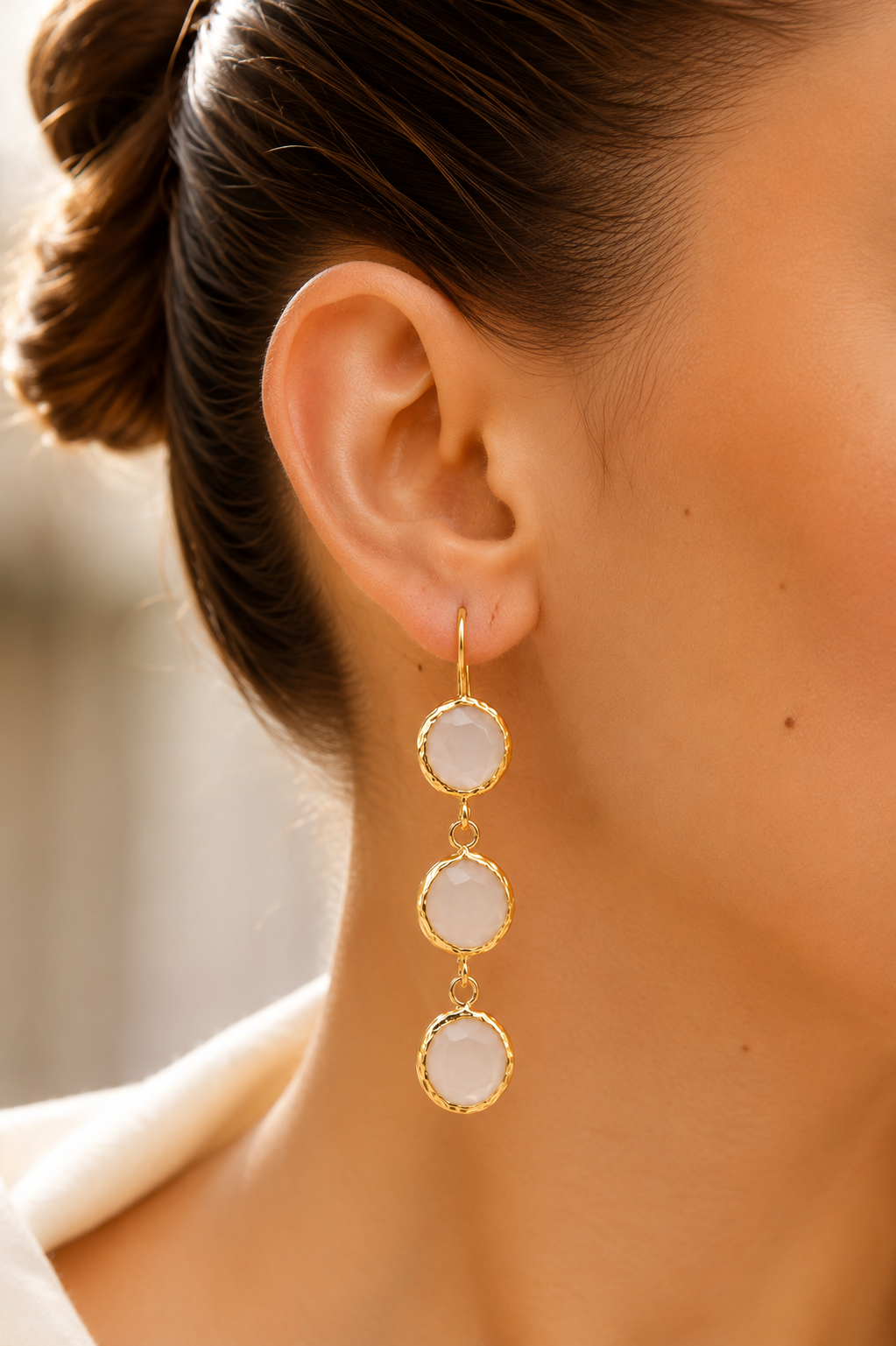 Cat Eyes Earring Main image