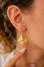 Pearl Earring