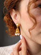Pearl Earring