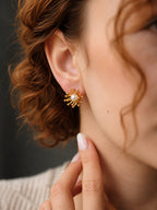 Pearl Earring