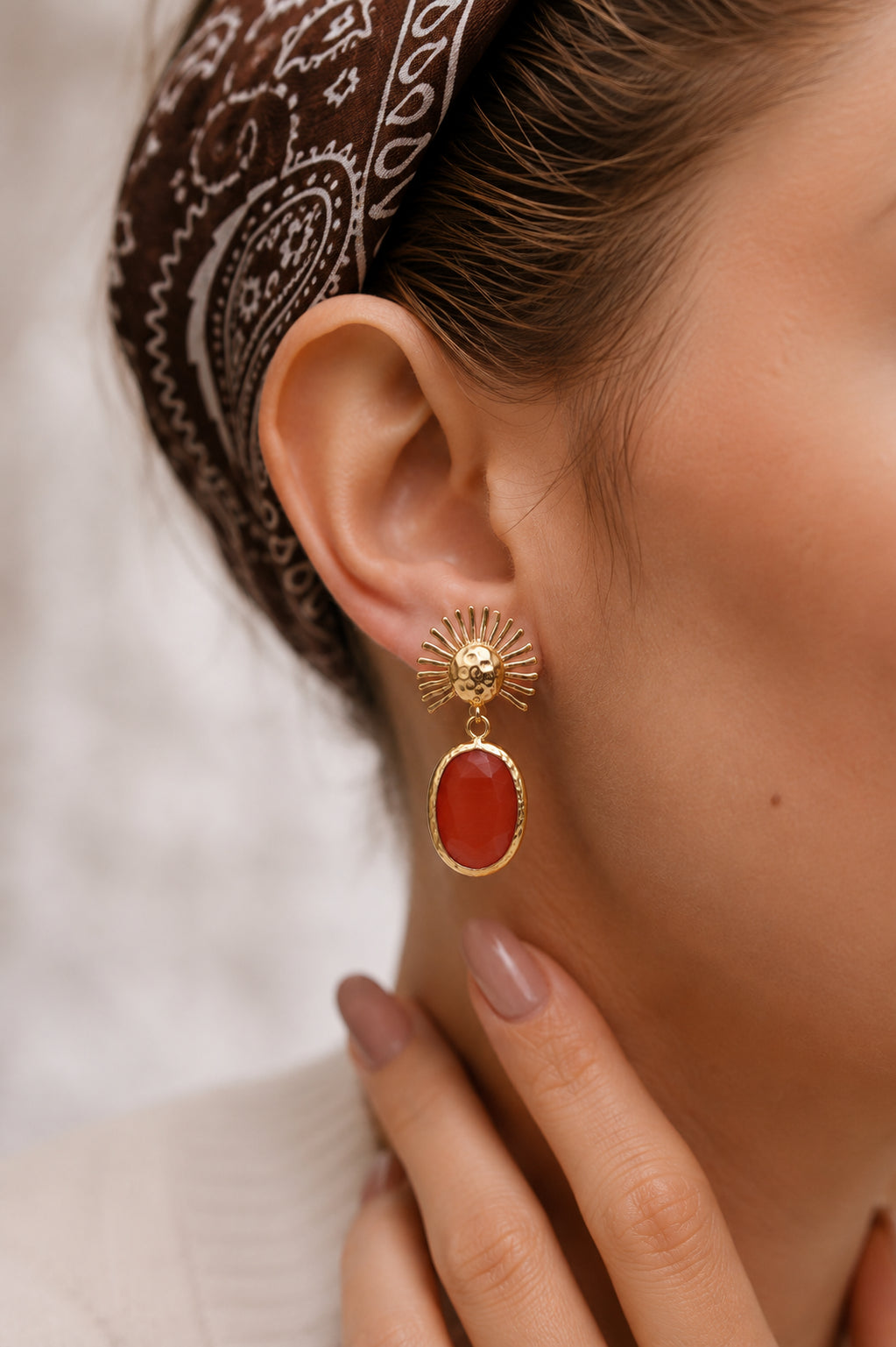 Cat Eyes Earring