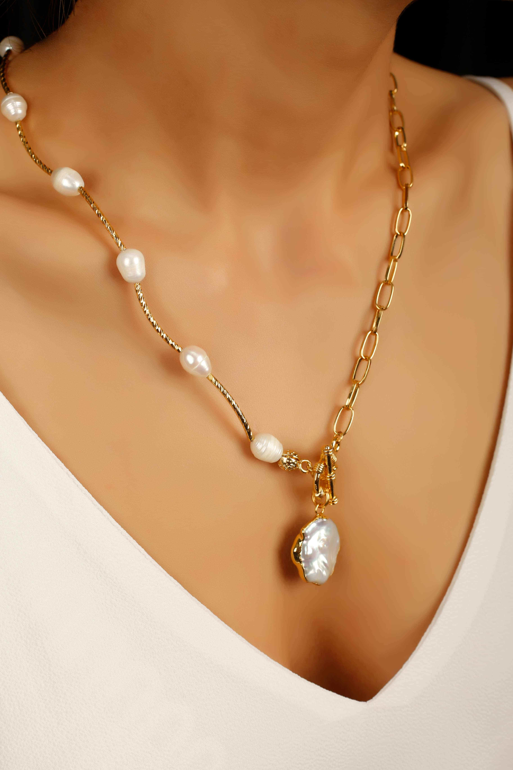 Pearl Collier