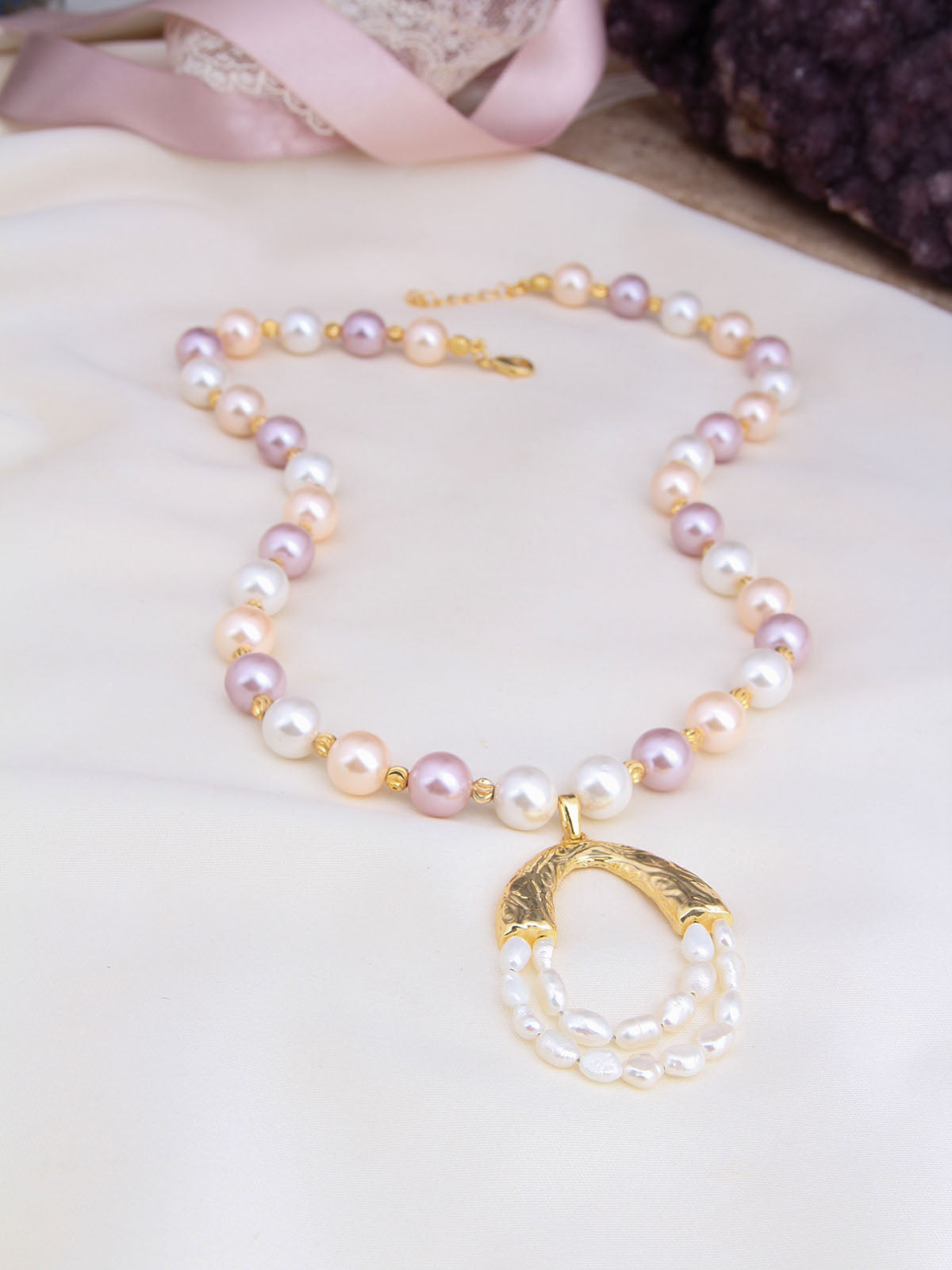 Pearl Collier Main image