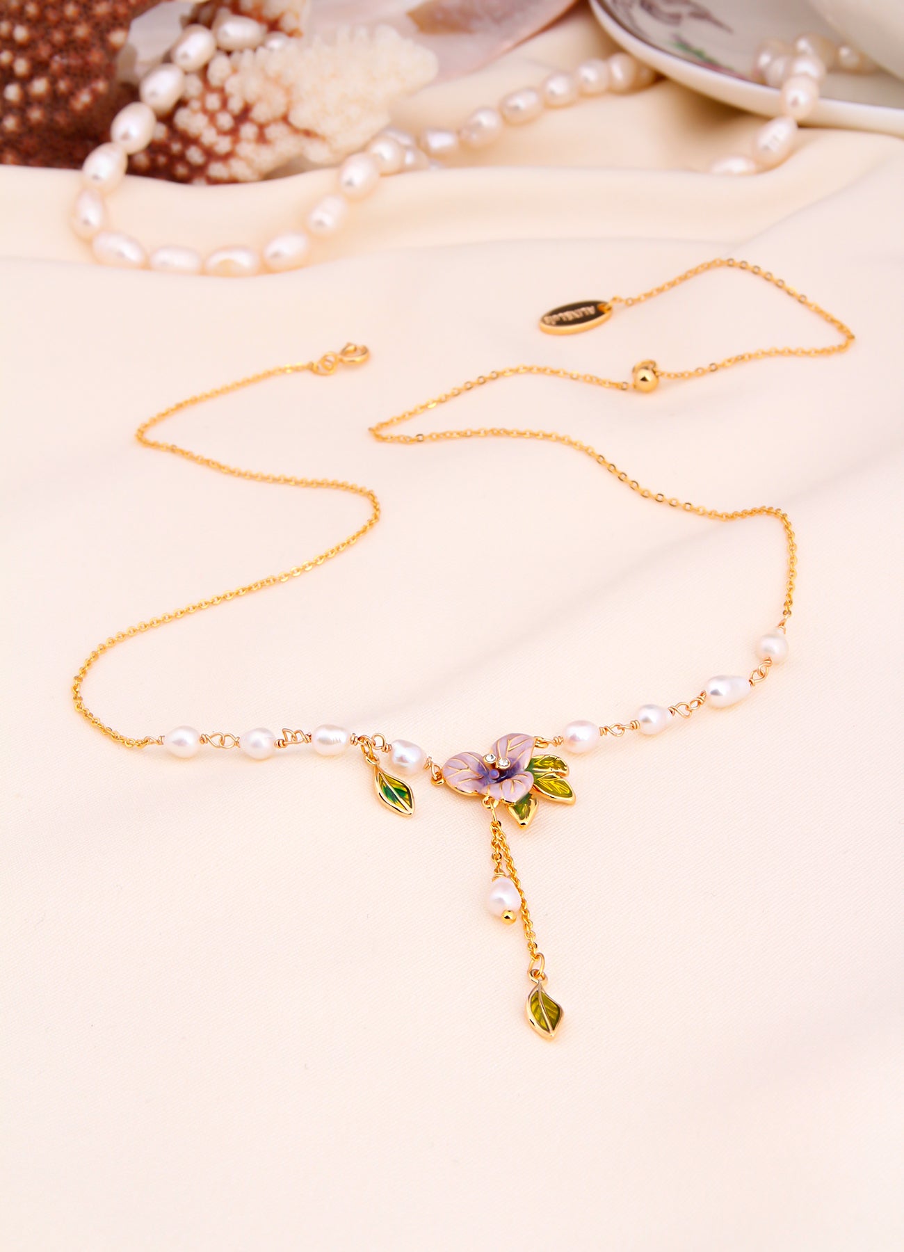 Pearl Necklace Image principale du produit