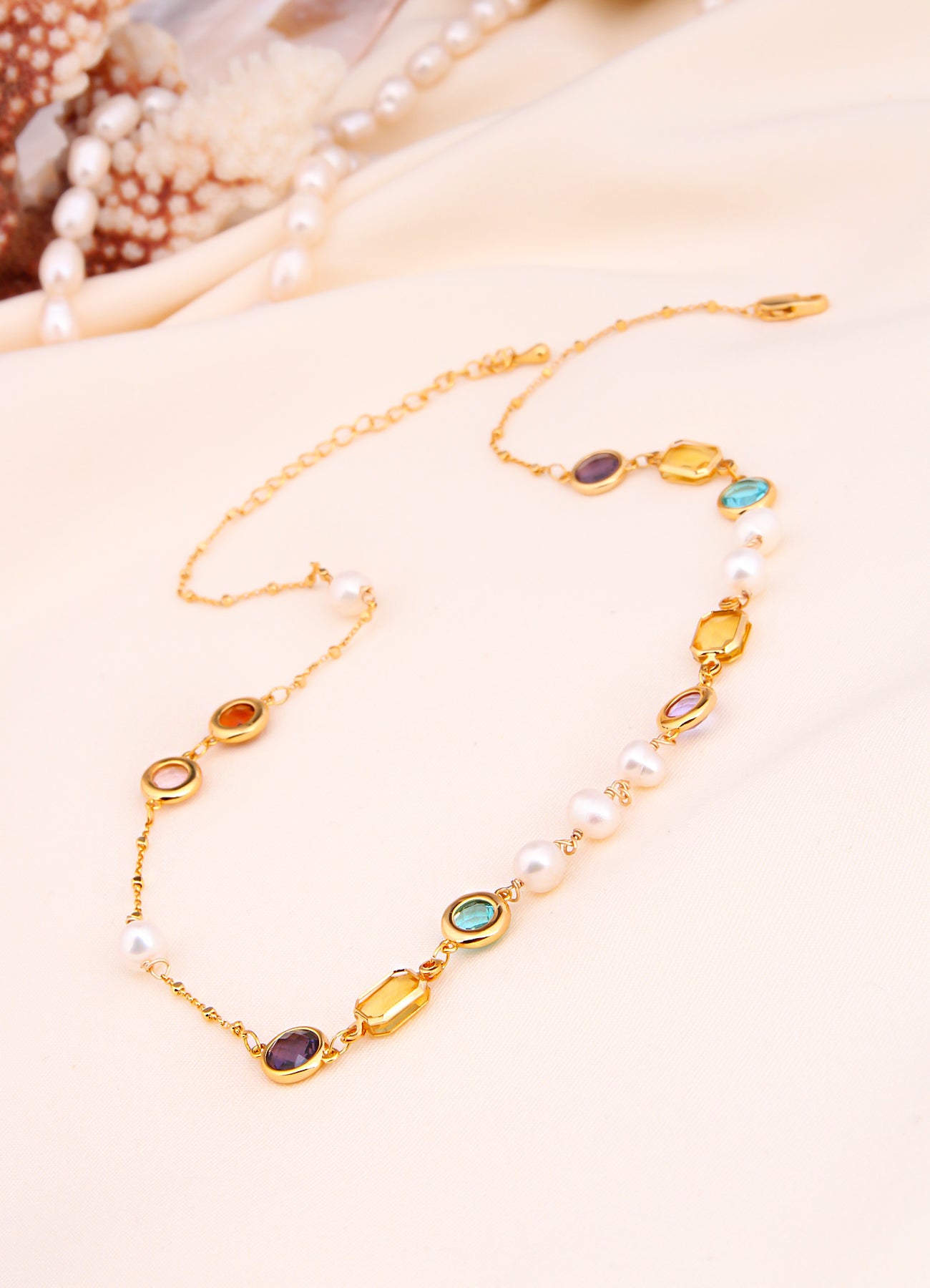 Zircon & Pearl Necklace Image principale du produit