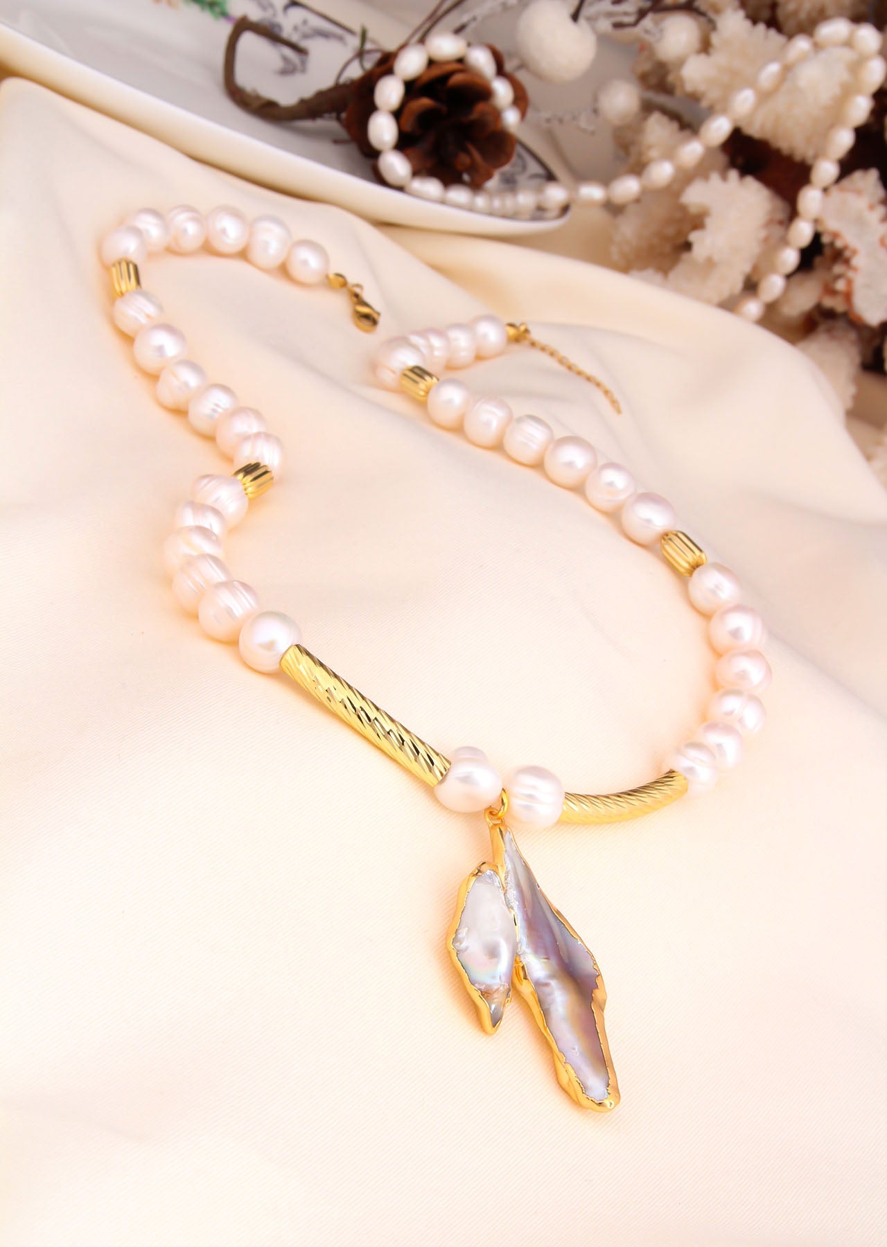 Pearl Necklace Image principale du produit