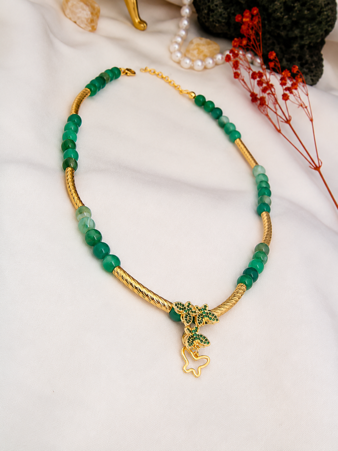 Agate Necklace Secondary image
