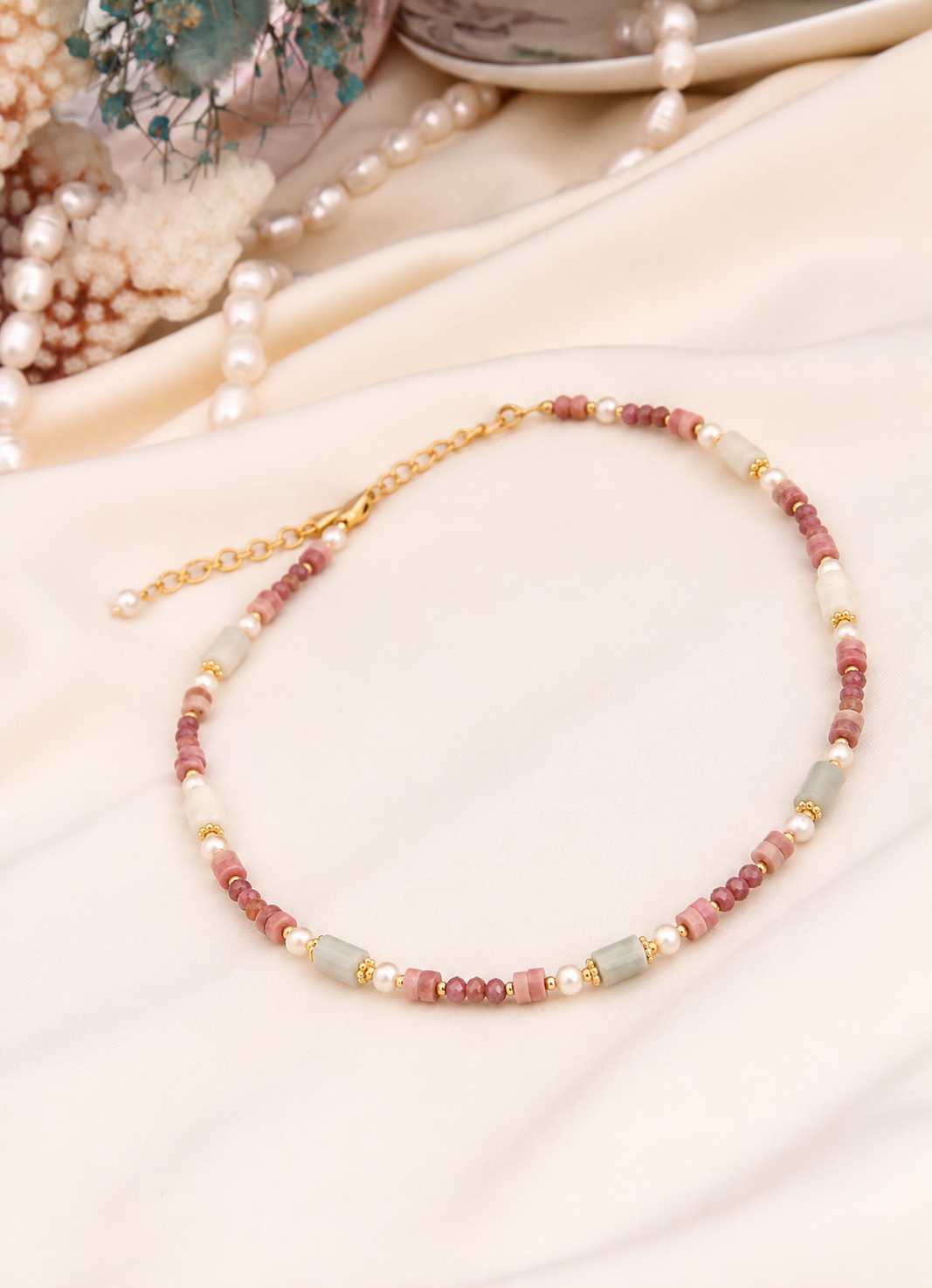 Strawberry Quartz & Pearl & MoonStone Necklace Main image