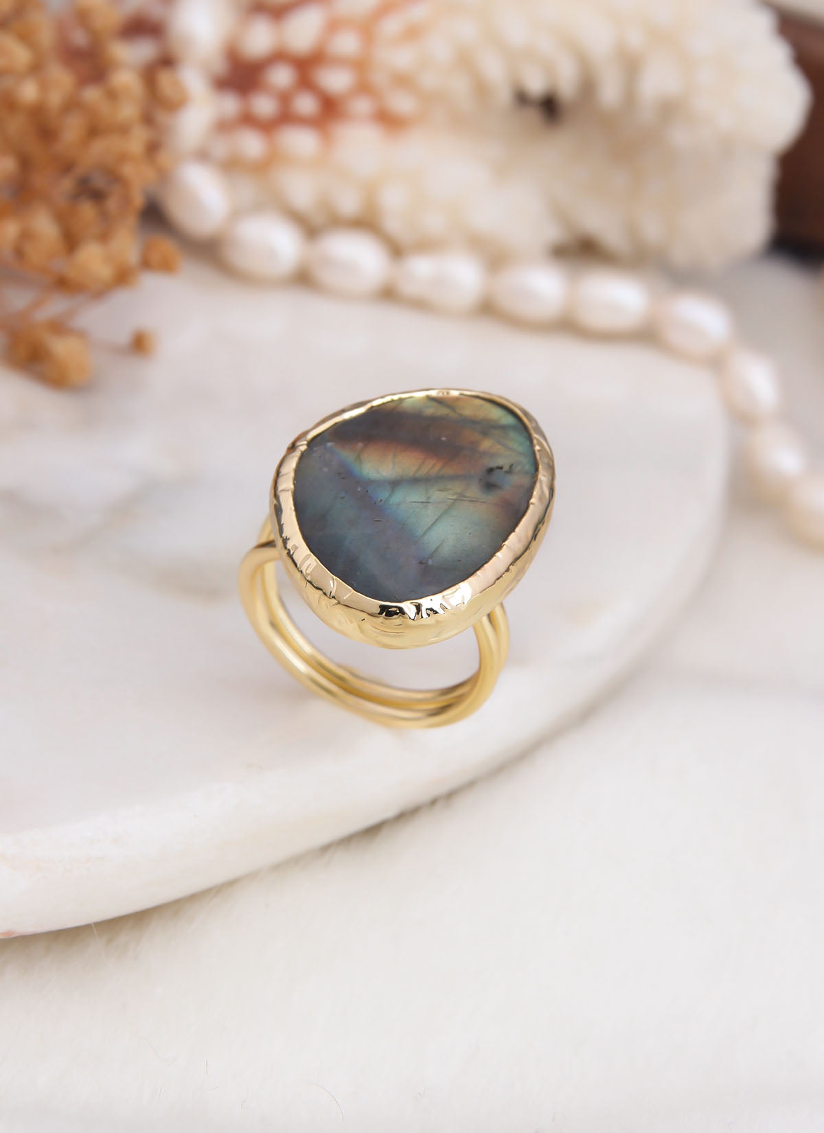 Labradorite Ring Main image