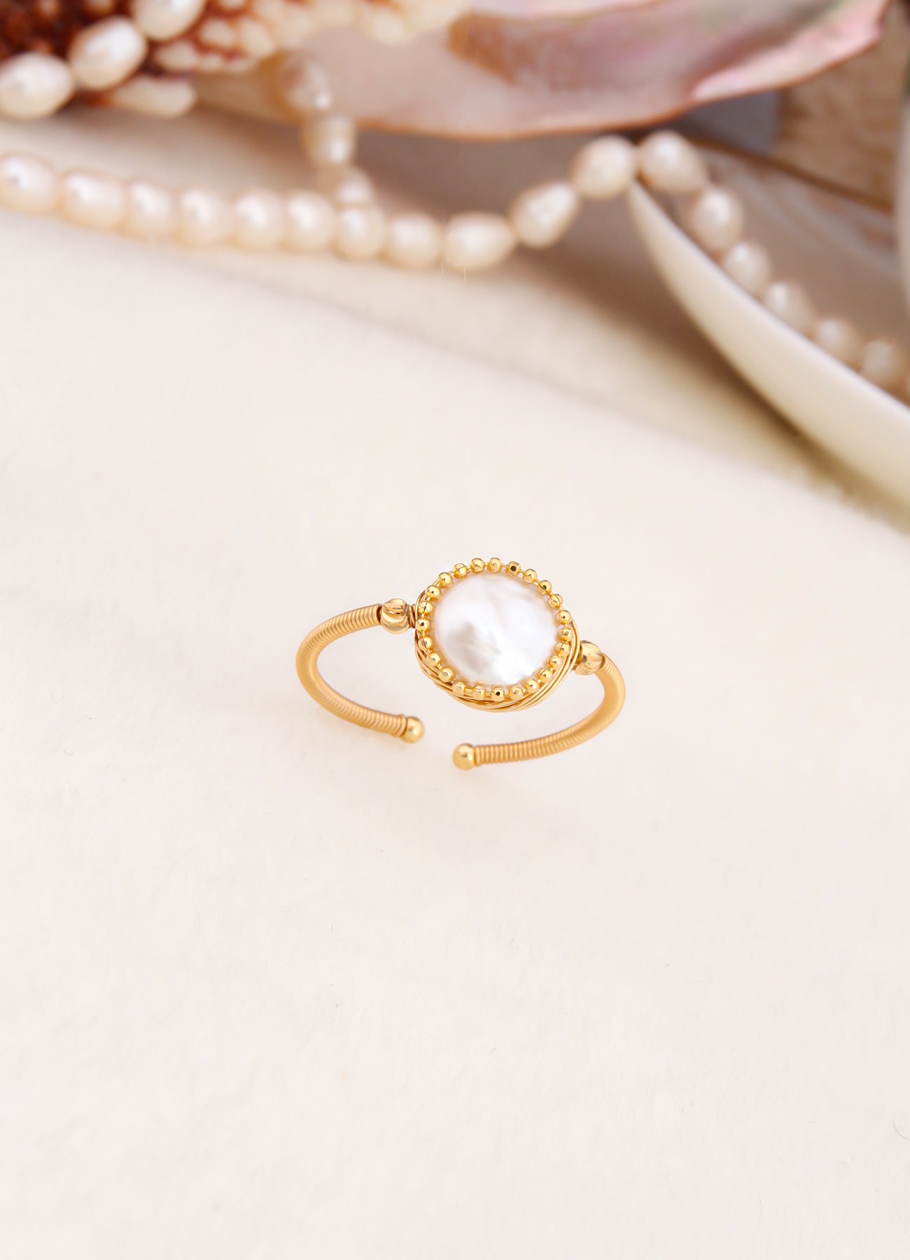 Nacre Ring
