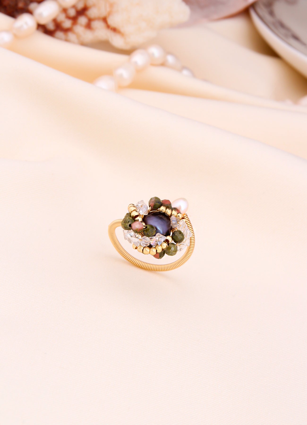 Zircon & Pearl Ring Image principale du produit
