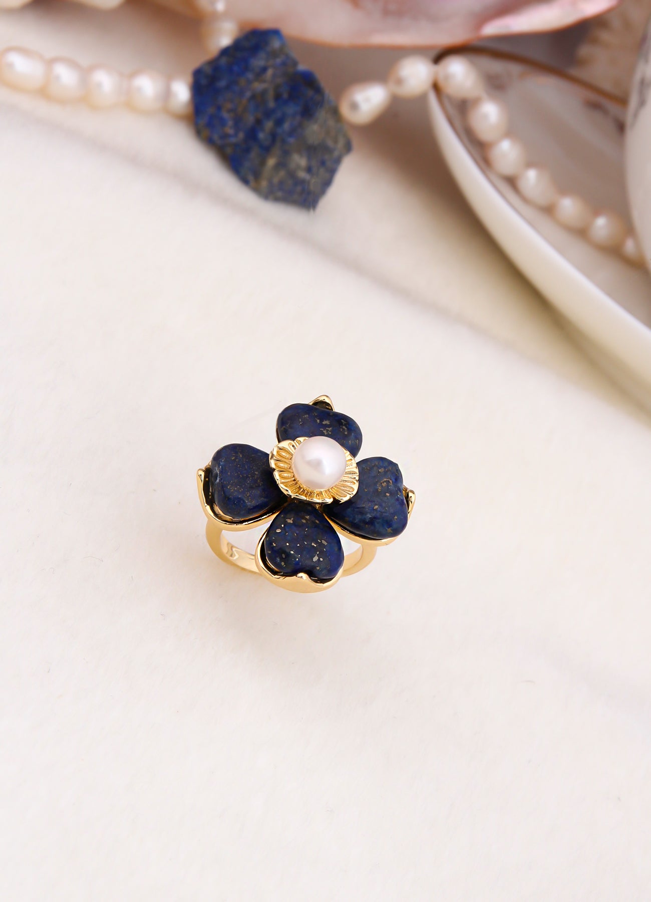 Pearl Ring Main image