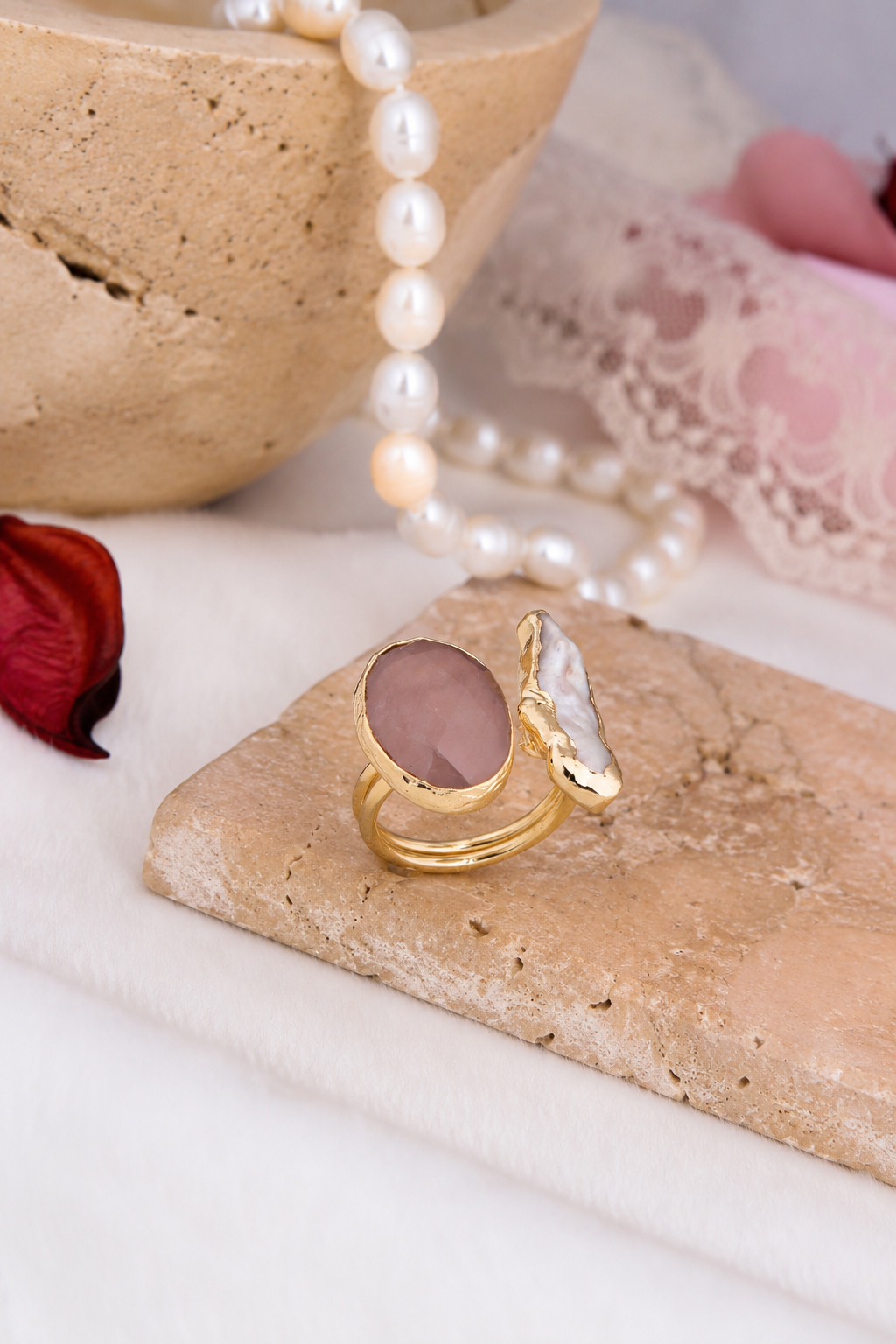 Pink Quartz & Pearl Ring Main image