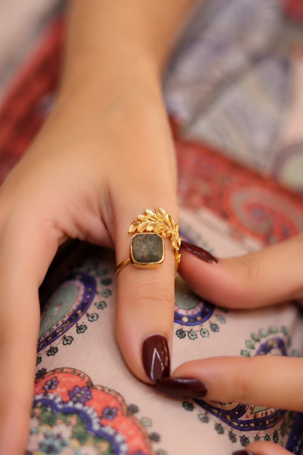 Labradorite Ring Secondary image