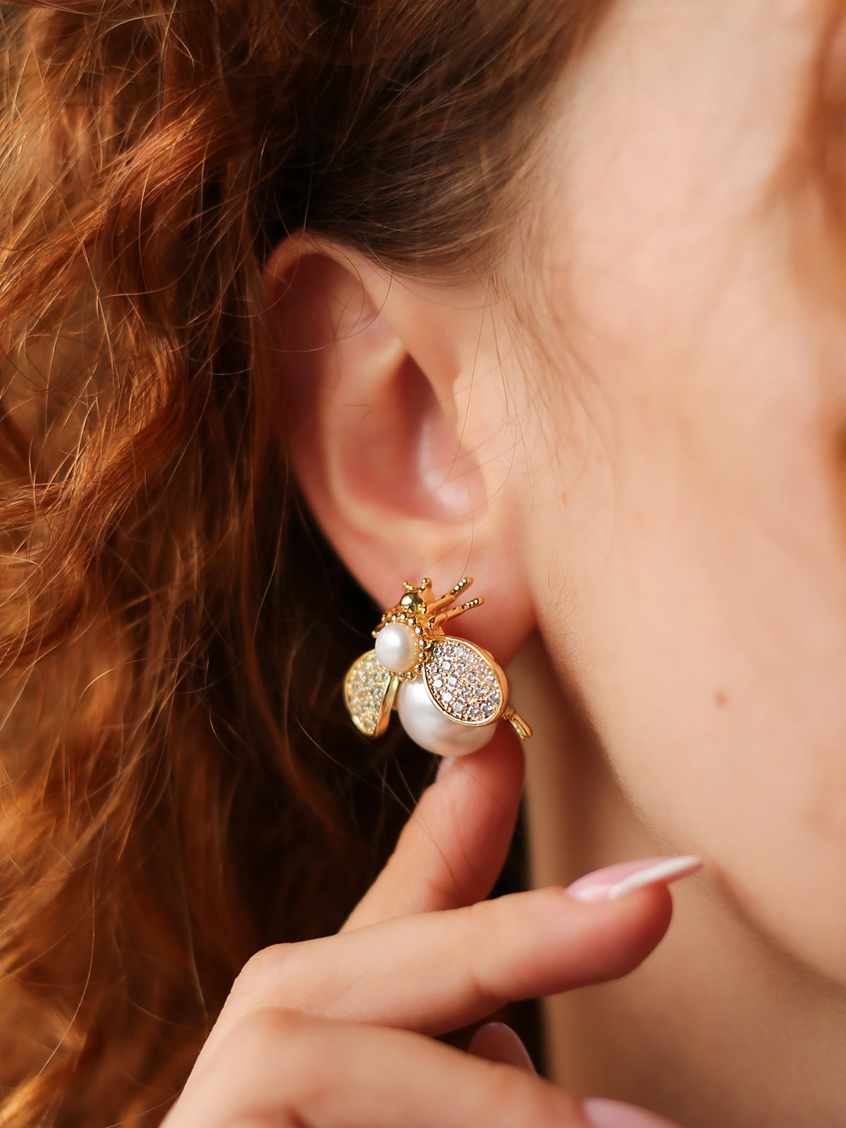 Pearl & Zircon Boucles d'oreilles Image principale du produit